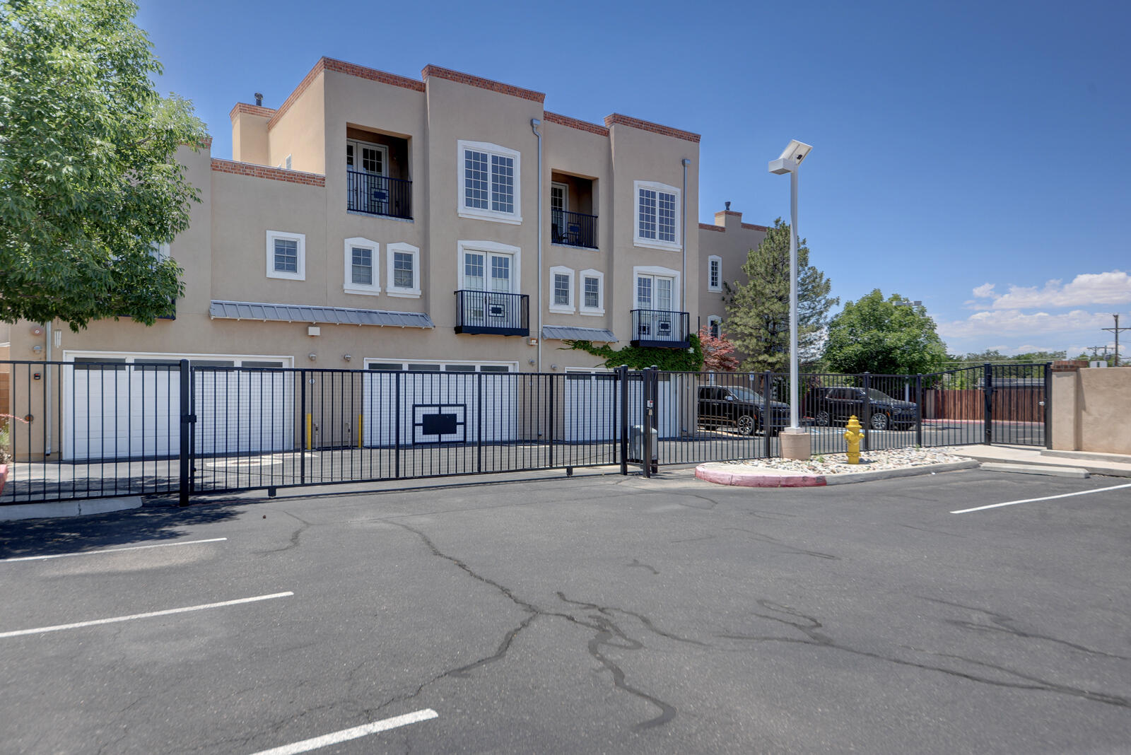 Photo 5 — 1900 Central Avenue 101