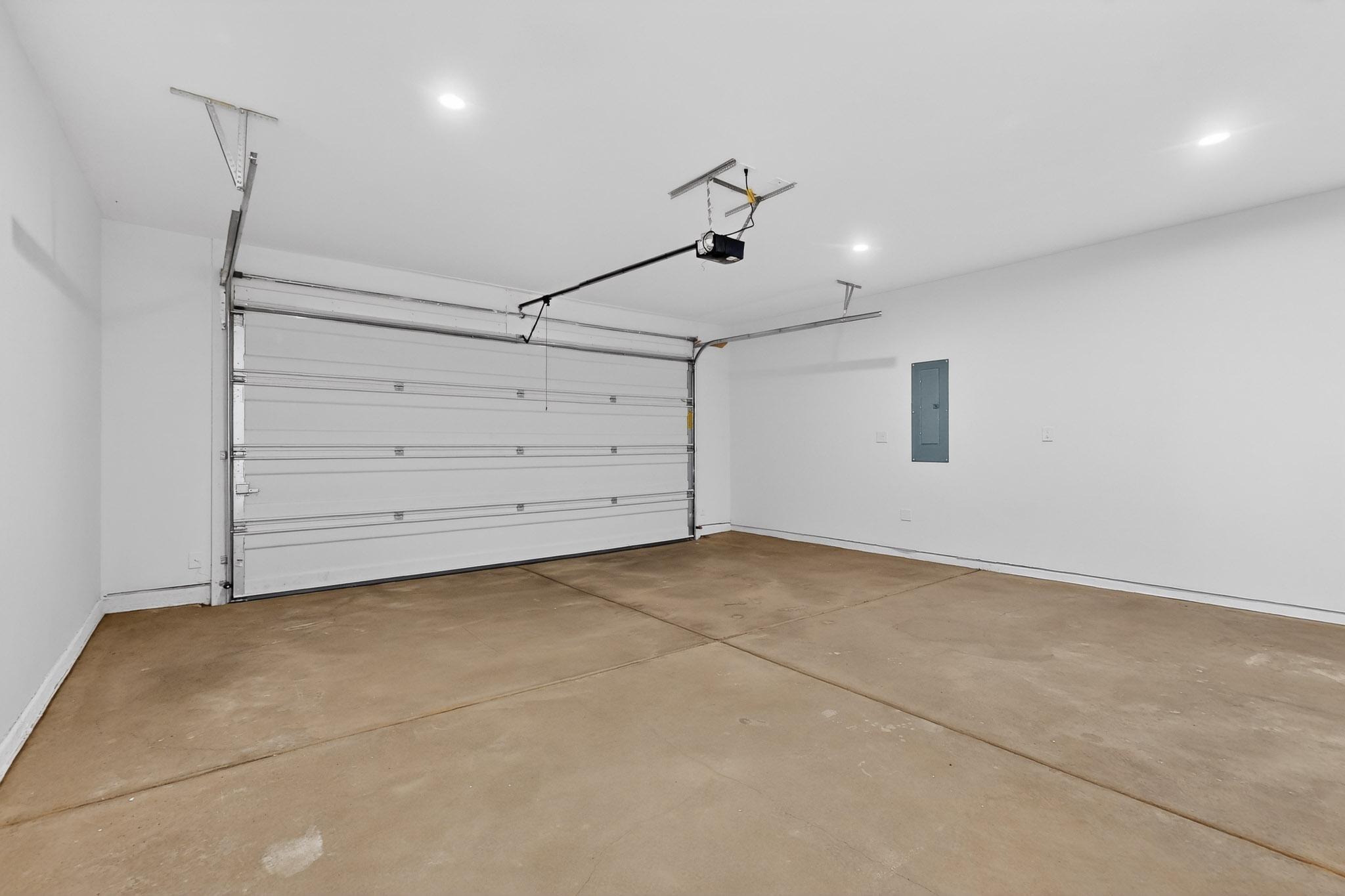 Photo 17 — 421 9th Avenue NE