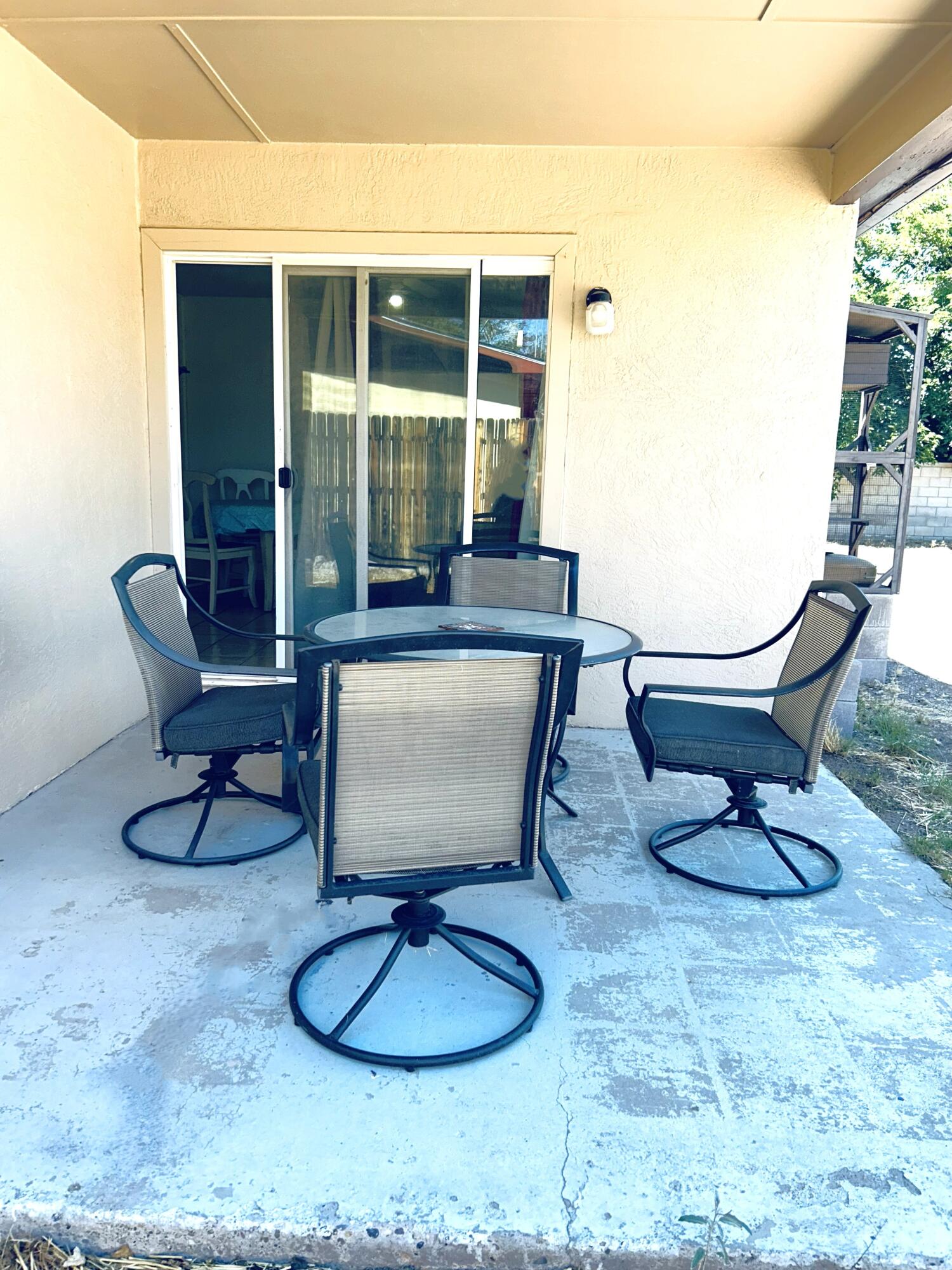 Photo 5 — 607 Neel Avenue