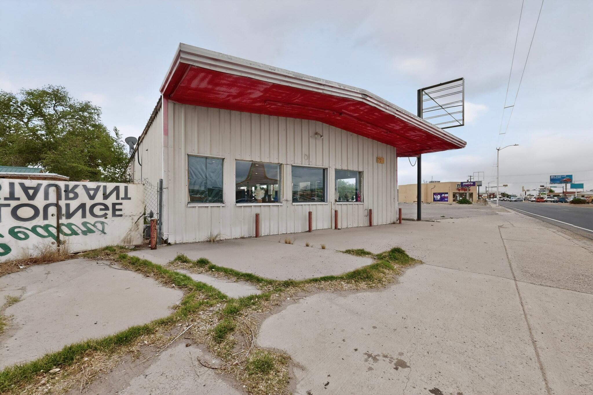 Photo 14 — 724 N Main Street