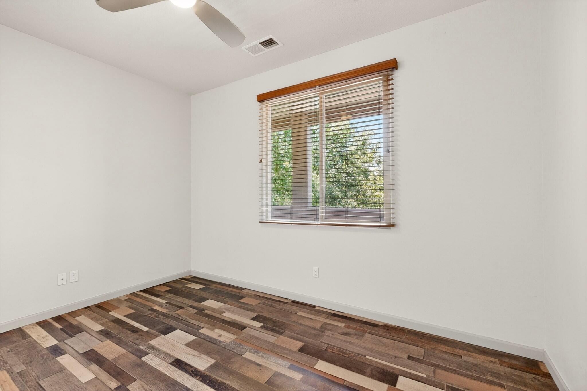 Photo 19 — 8720 Desert Fox Way NE