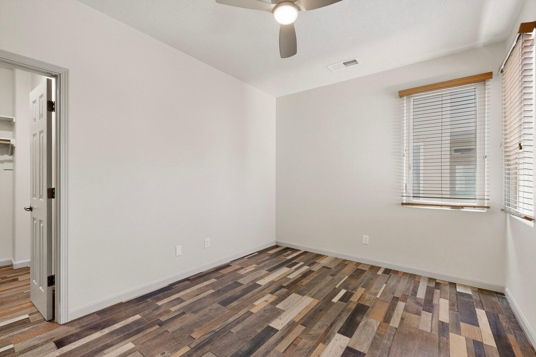 Photo 18 — 8720 Desert Fox Way NE