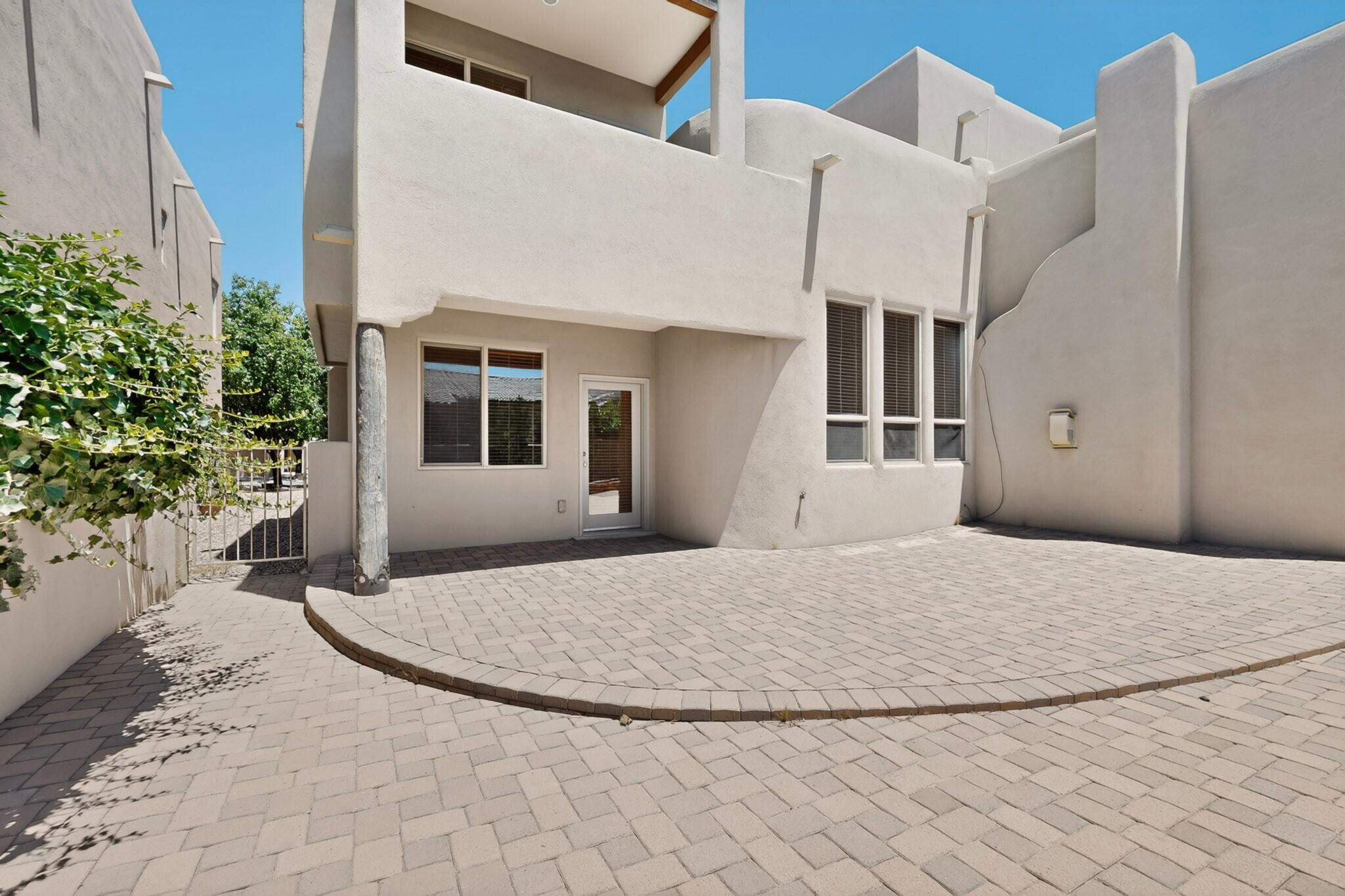 Photo 7 — 8720 Desert Fox Way NE
