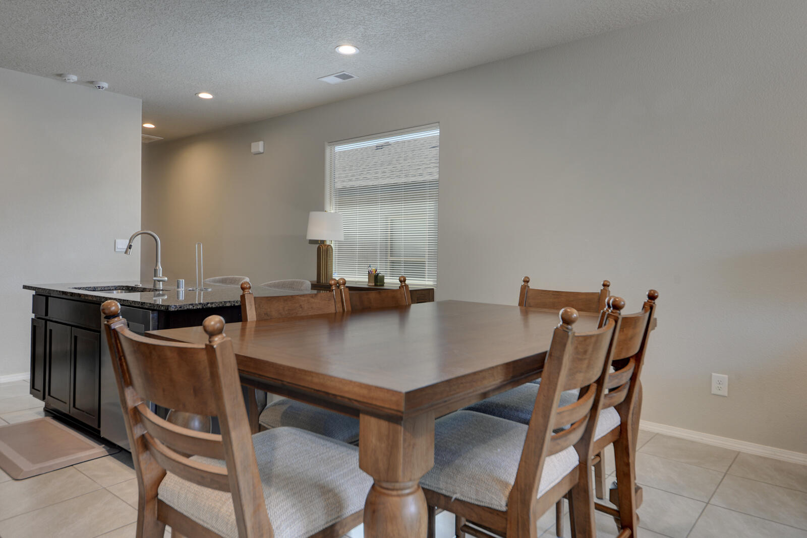 Photo 19 — 10658 Valedon Lane SW