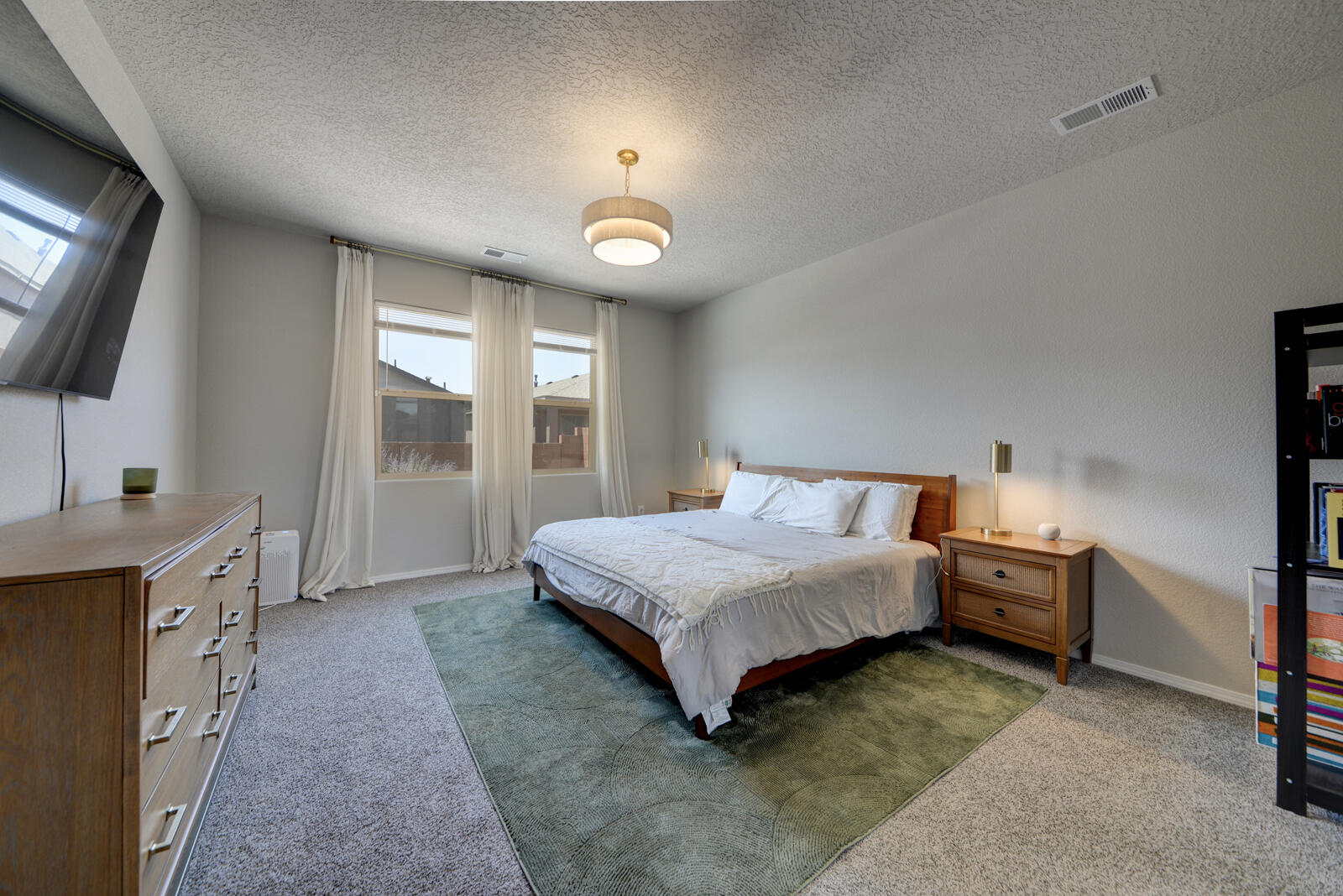 Photo 13 — 10658 Valedon Lane SW