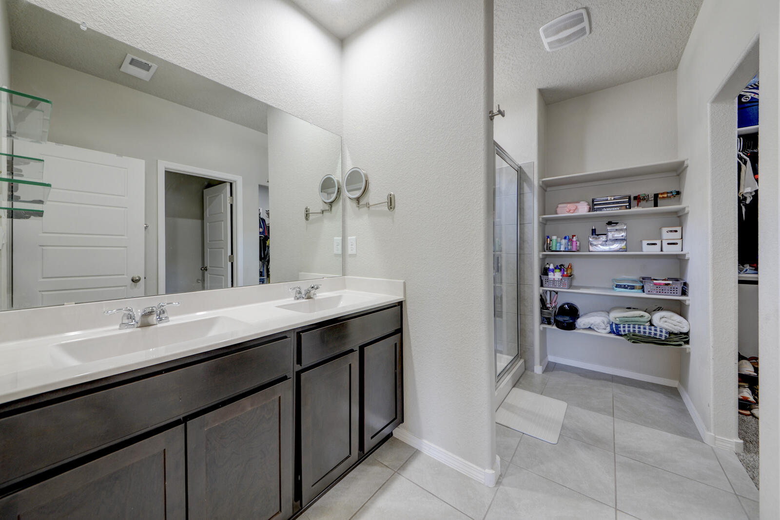 Photo 12 — 10658 Valedon Lane SW