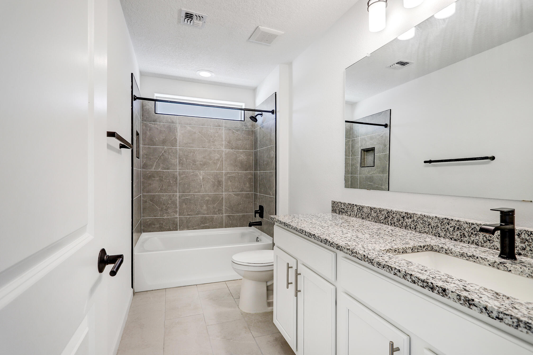Photo 6 — 12109 Echo Valley Lane NW