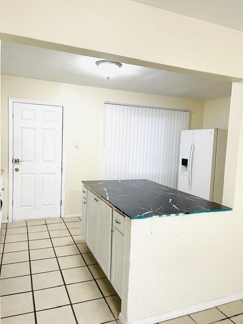 Photo 15 — 633 Grove Street SE