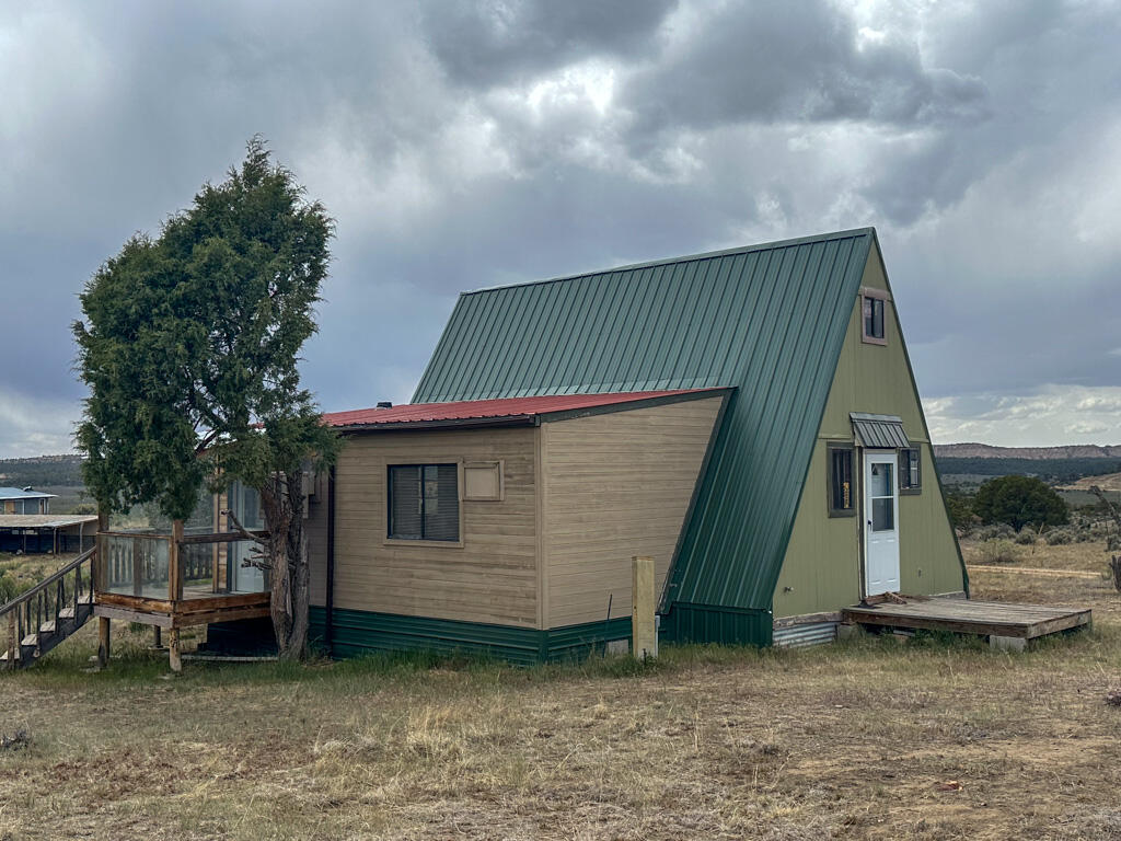 15 Jaquez Road, La Jara, NM 87027