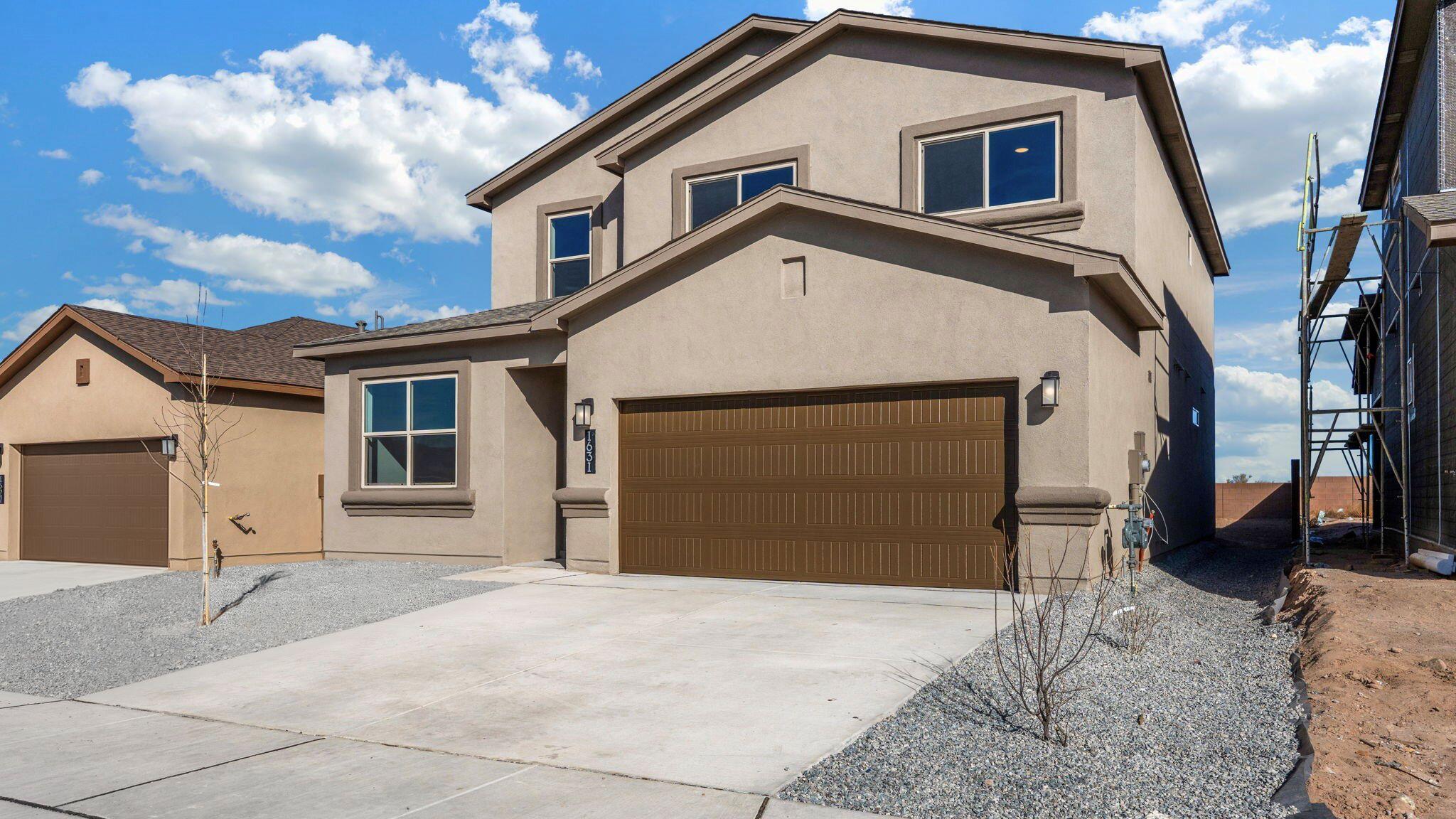 2421 Eglisfield Loop NE