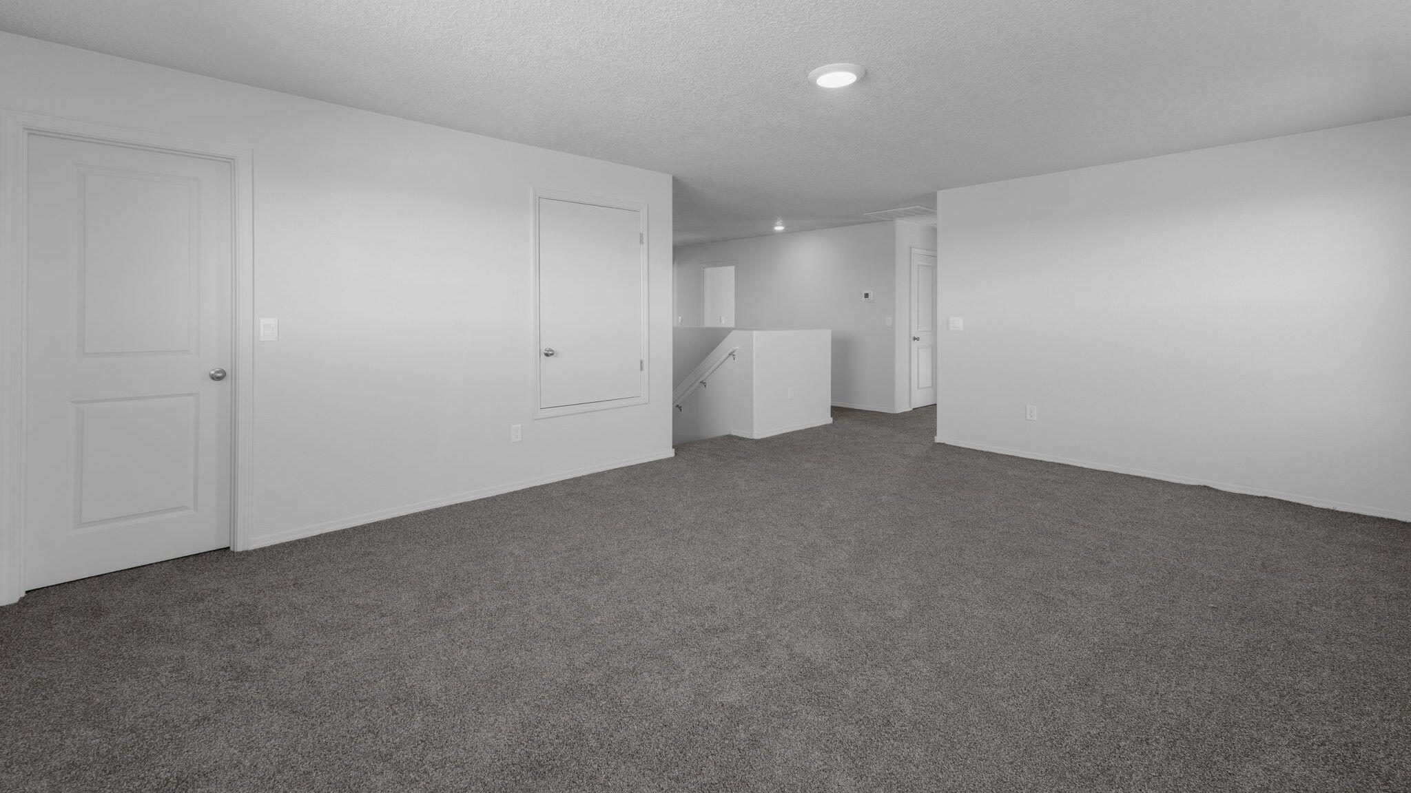 Photo 12 — 2421 Eglisfield Loop NE