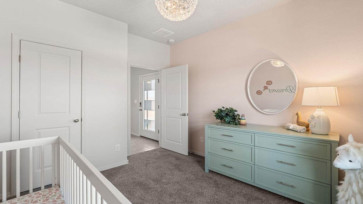 Photo 2 — 2412 Eglisfield Loop NE