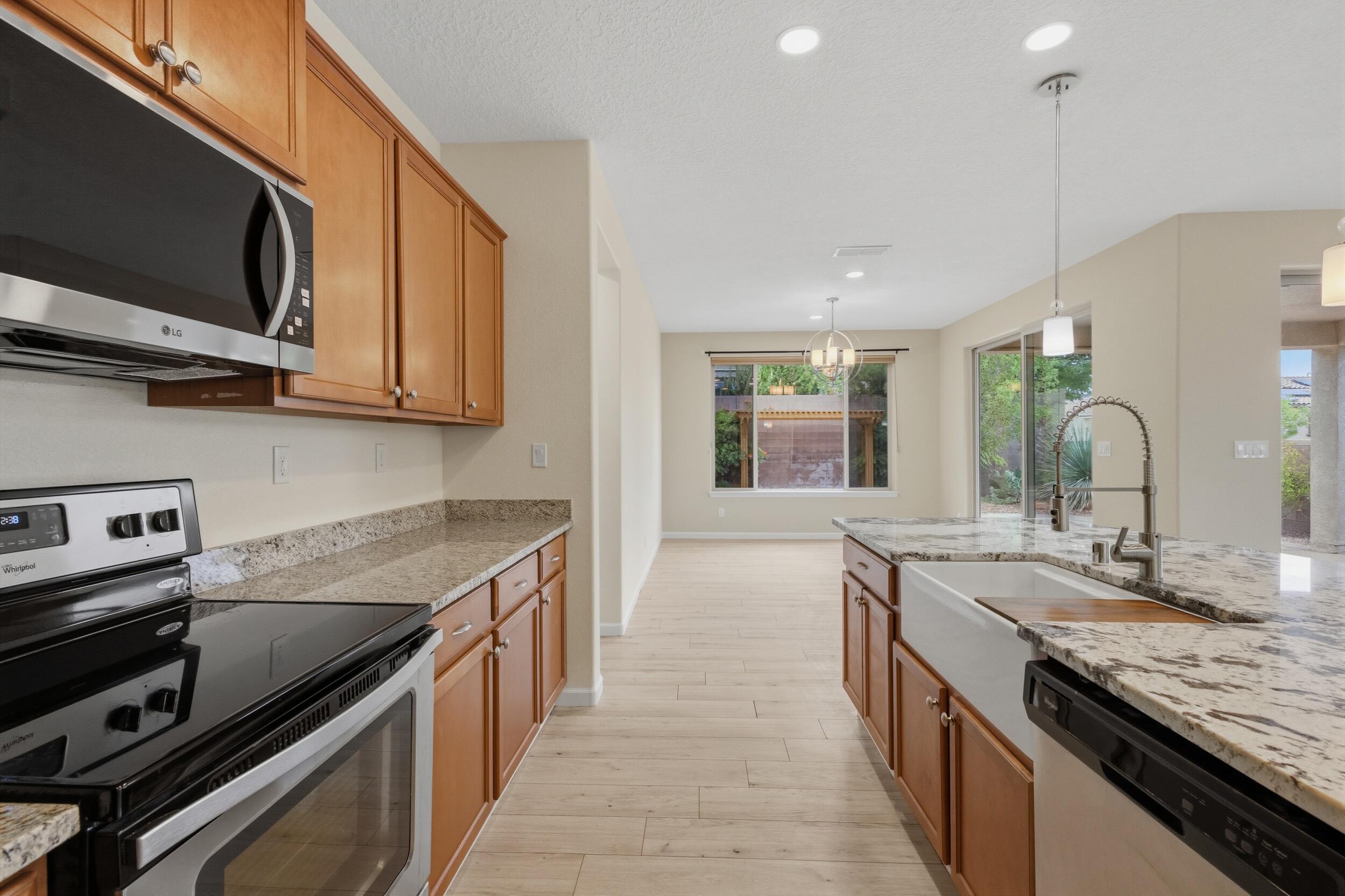 Photo 13 — 9340 Bear Lake Way NW