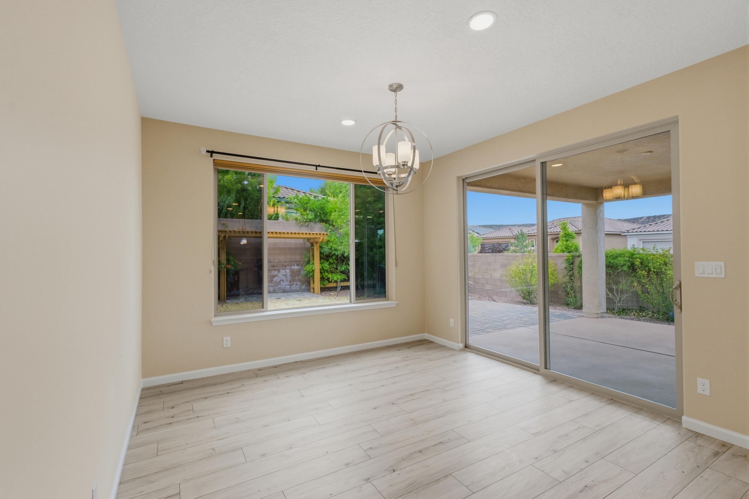 Photo 11 — 9340 Bear Lake Way NW