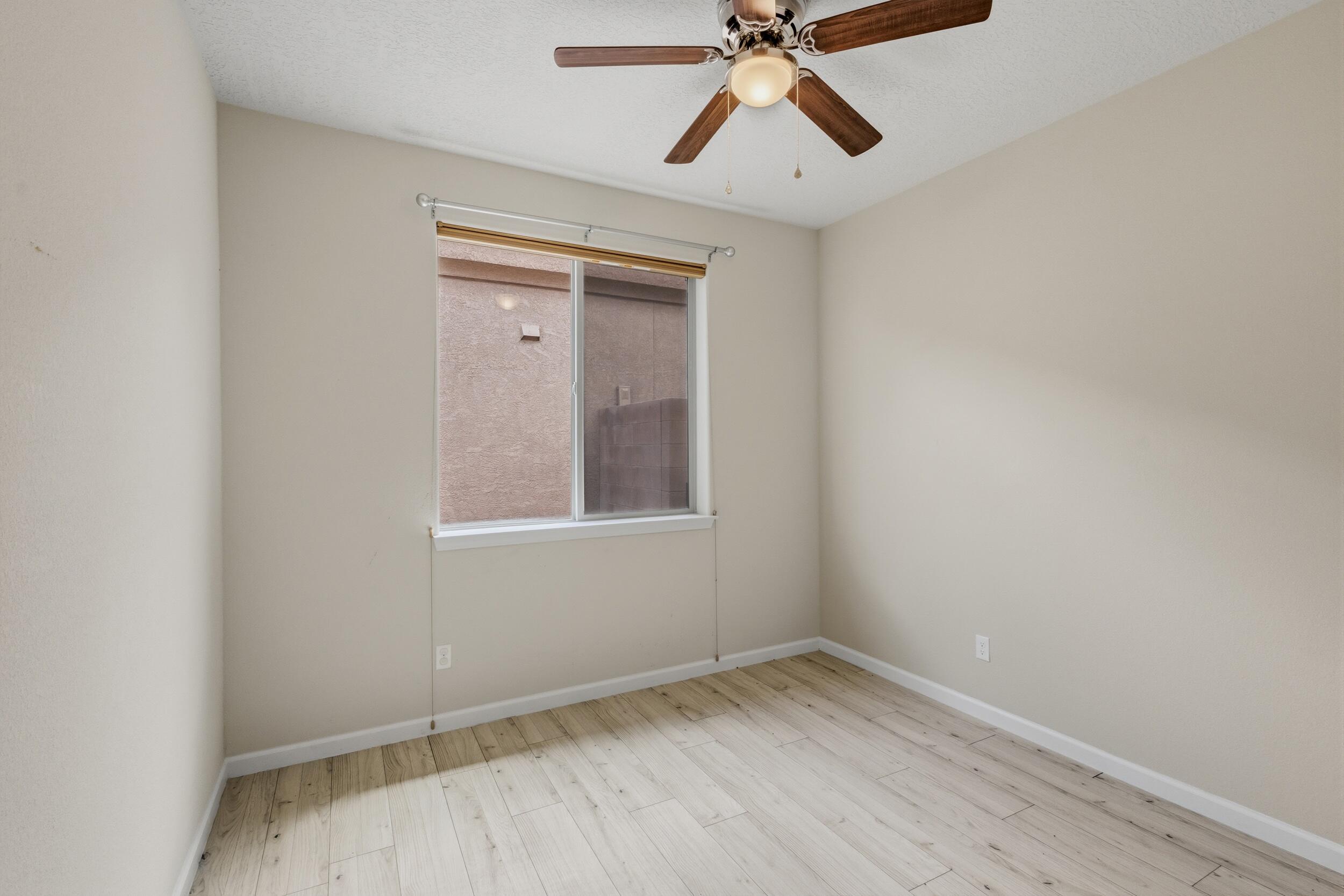 Photo 4 — 9340 Bear Lake Way NW