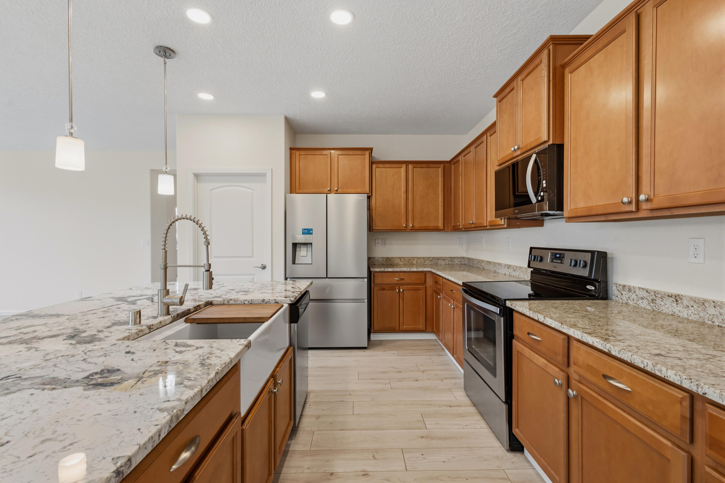 Photo 14 — 9340 Bear Lake Way NW
