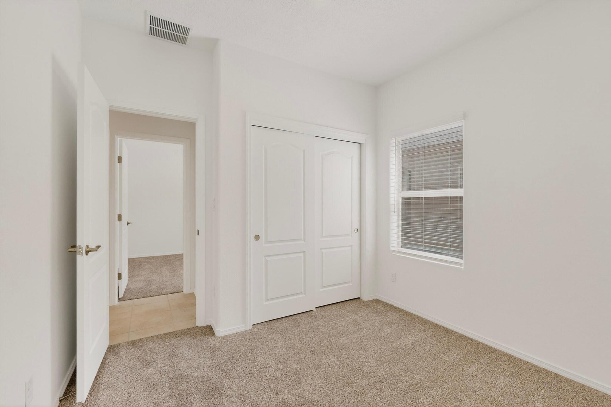 Photo 10 — 308 Prism Avenue SW