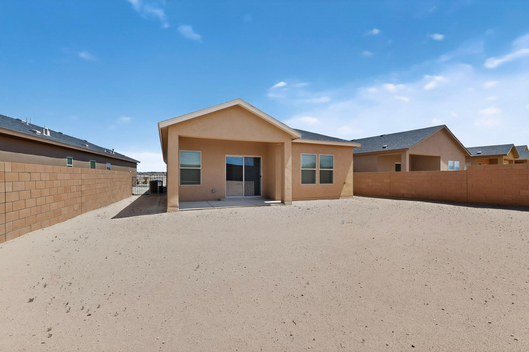 Photo 5 — 308 Prism Avenue SW