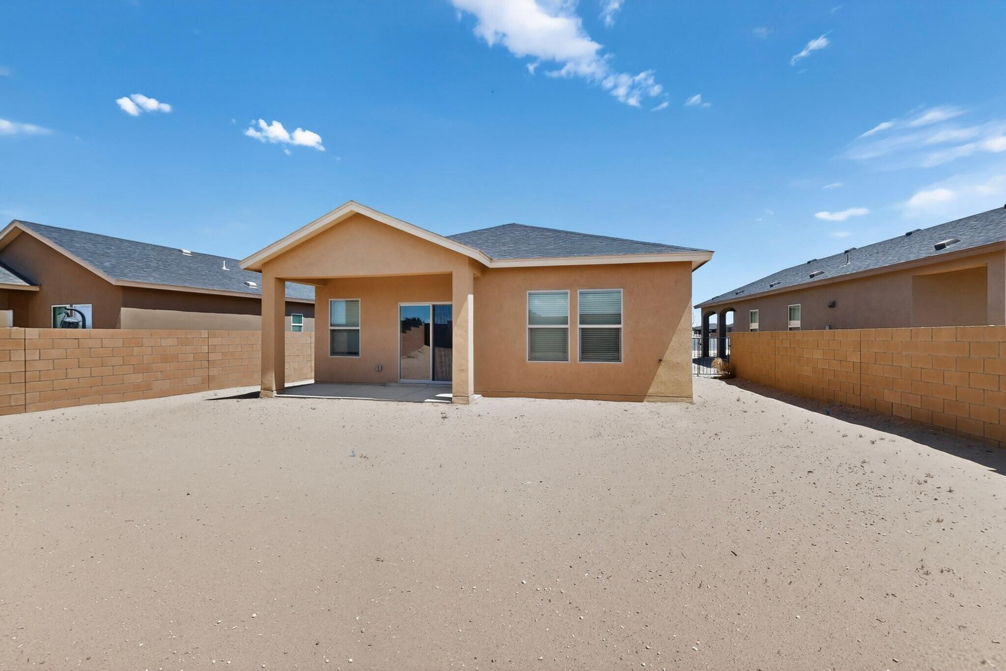 Photo 4 — 308 Prism Avenue SW