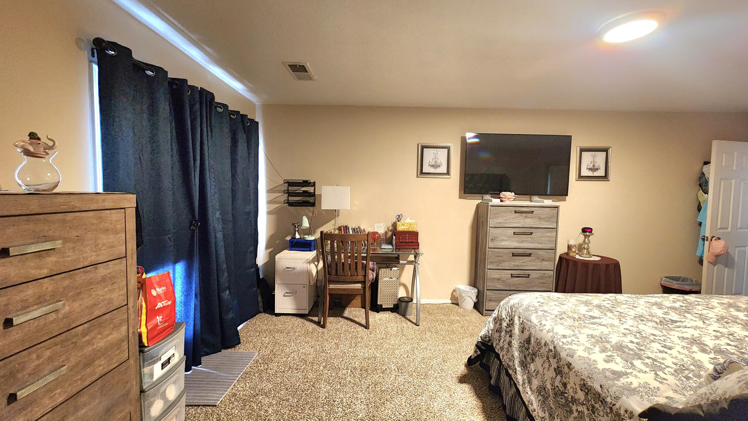 Photo 15 — 26 Rosa Avenue SW