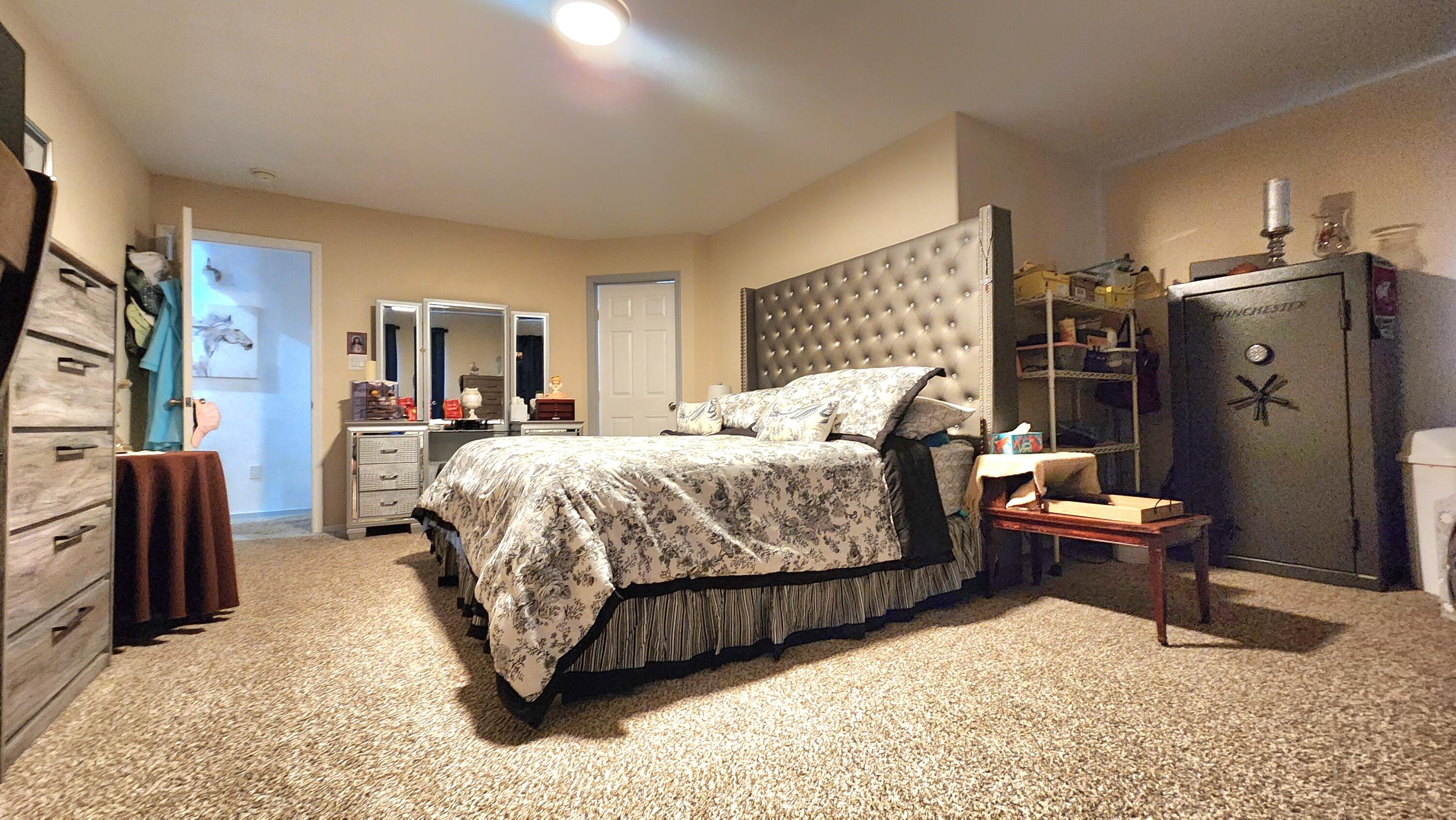 Photo 14 — 26 Rosa Avenue SW