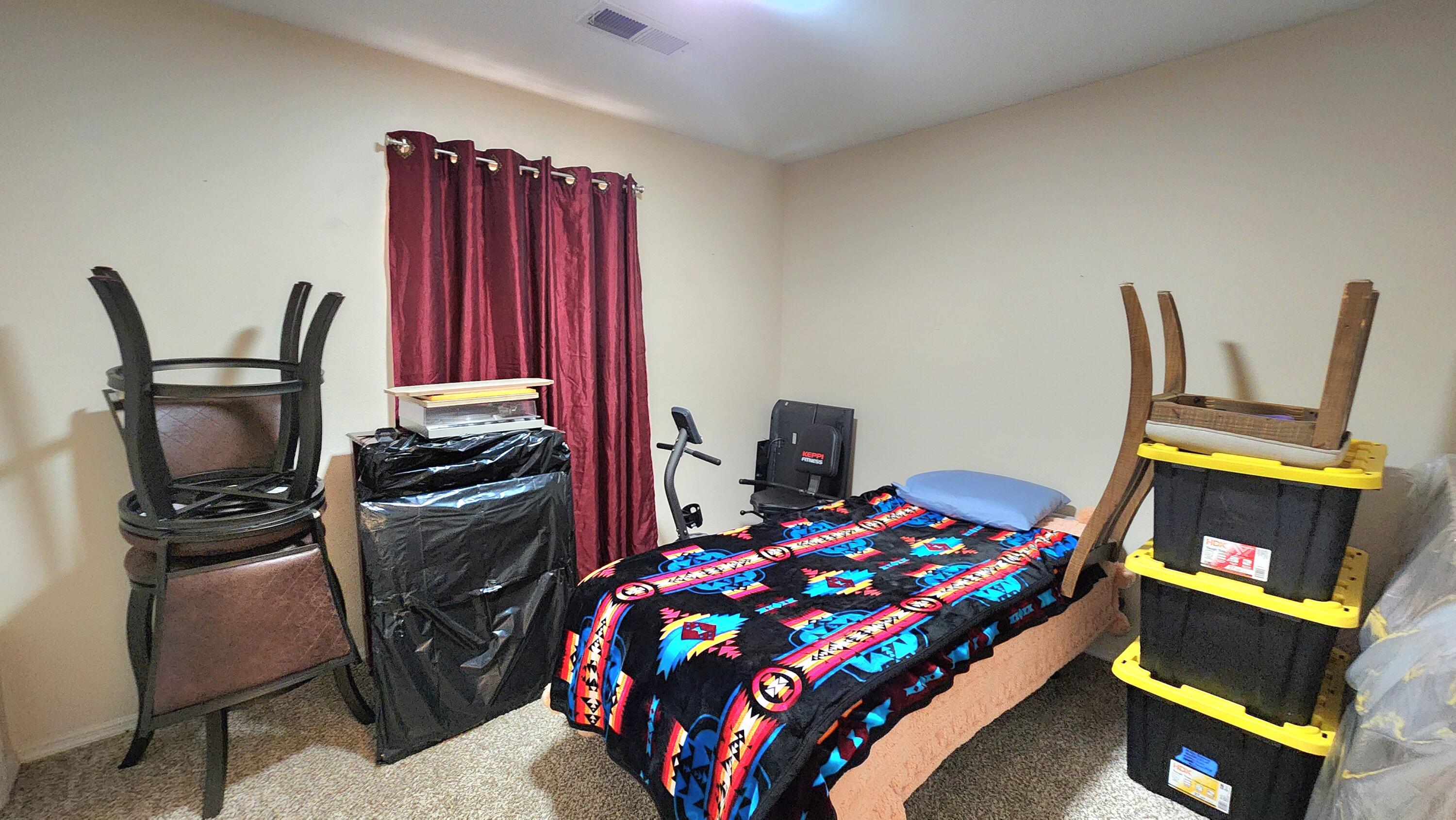 Photo 7 — 26 Rosa Avenue SW