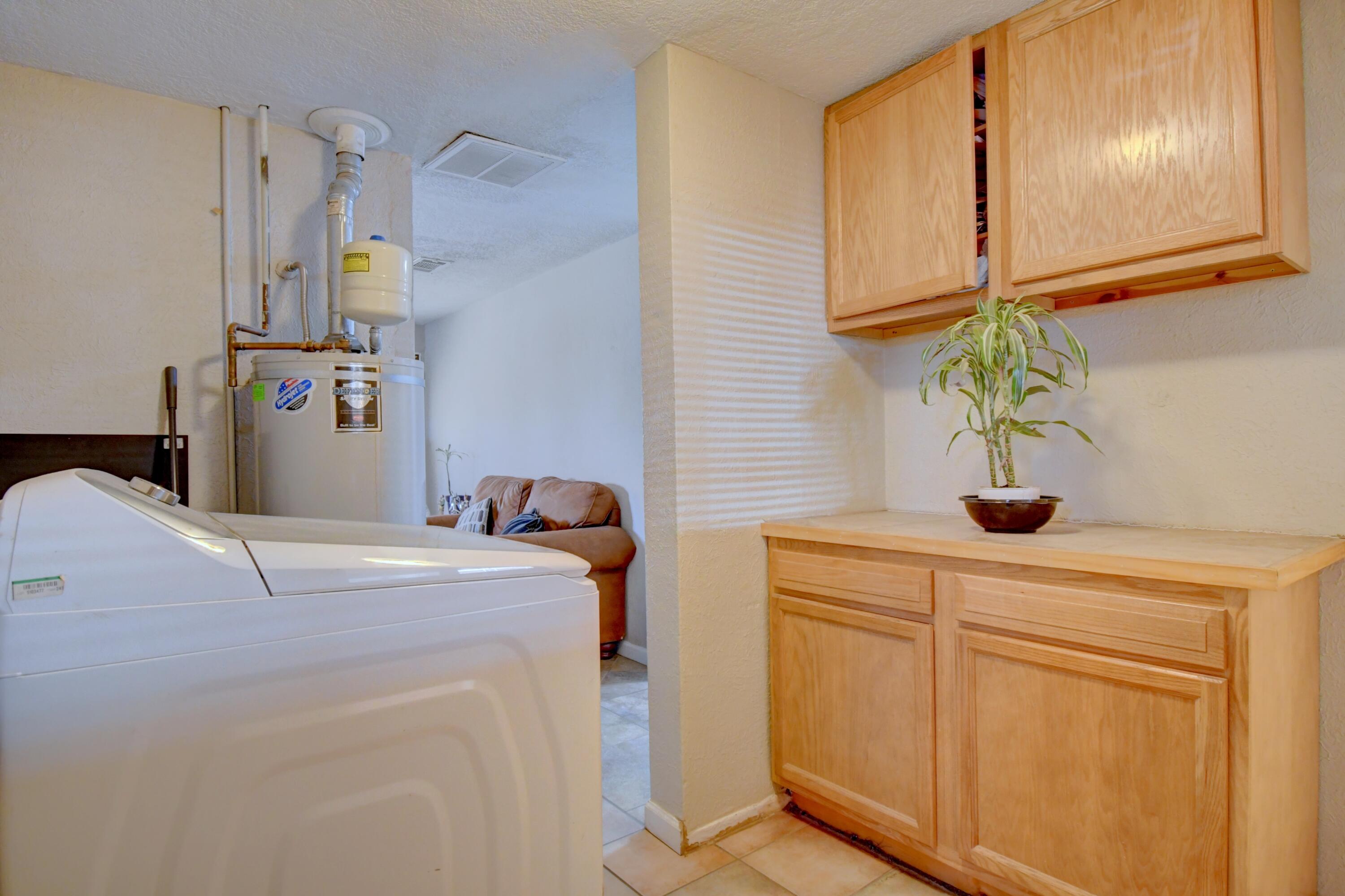 Photo 4 — 4803 Mescalero Road NE