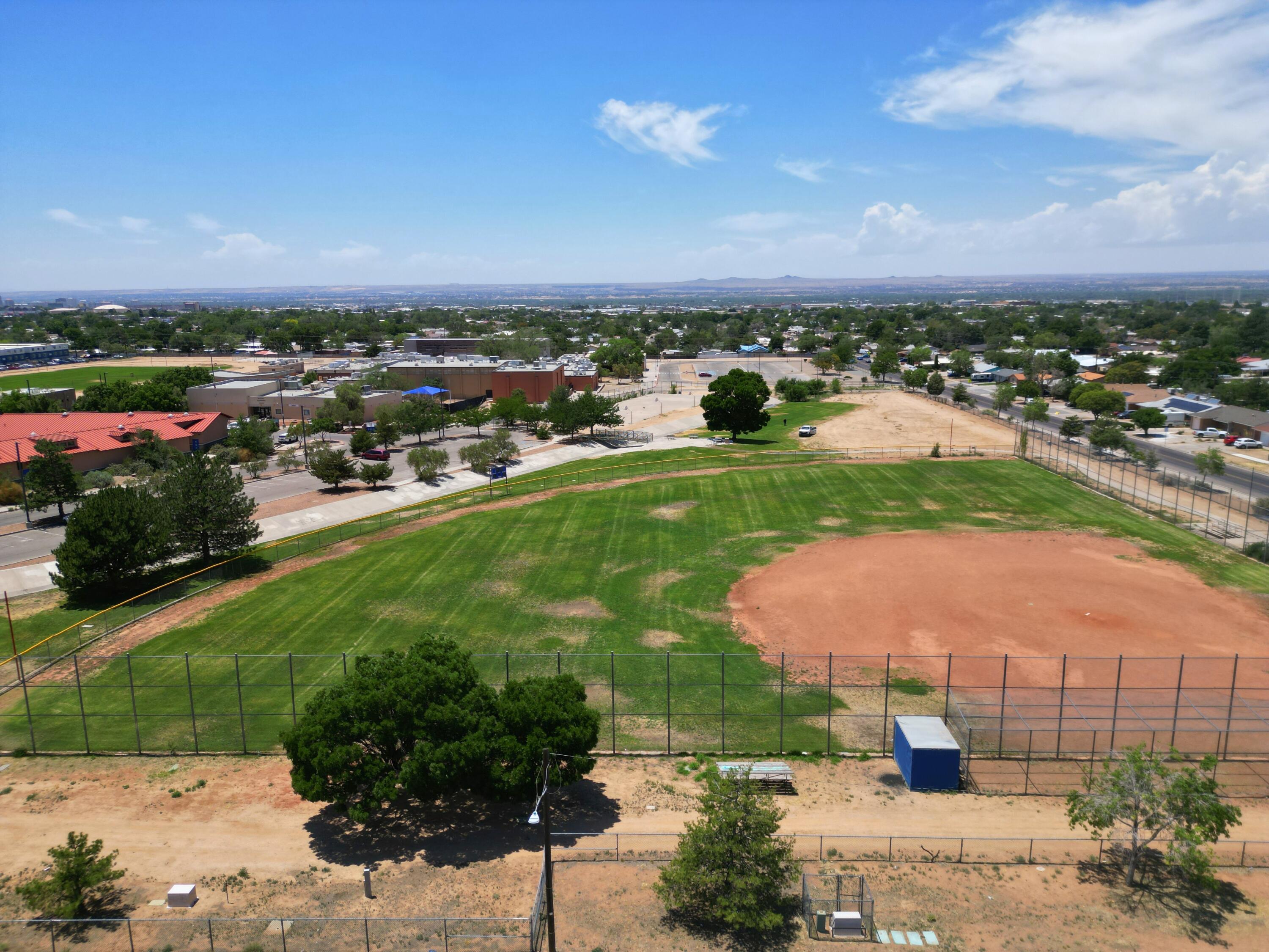 Photo 10 — 4803 Mescalero Road NE