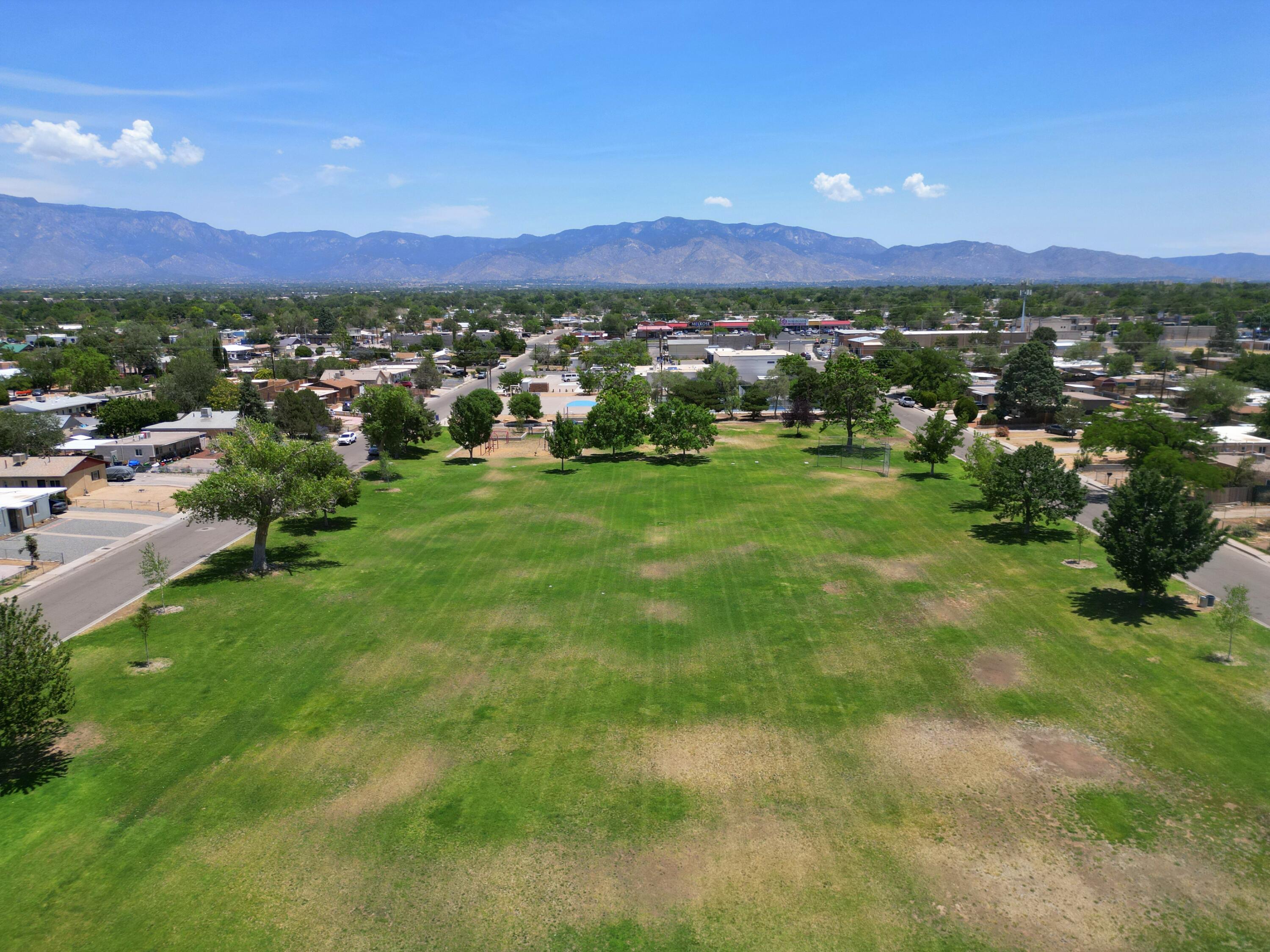 Photo 11 — 4803 Mescalero Road NE