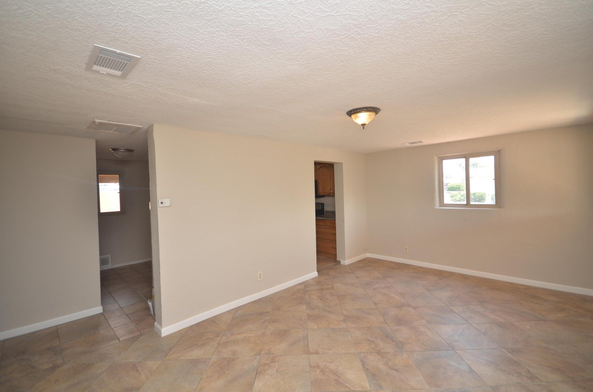 Photo 18 — 4803 Mescalero Road NE
