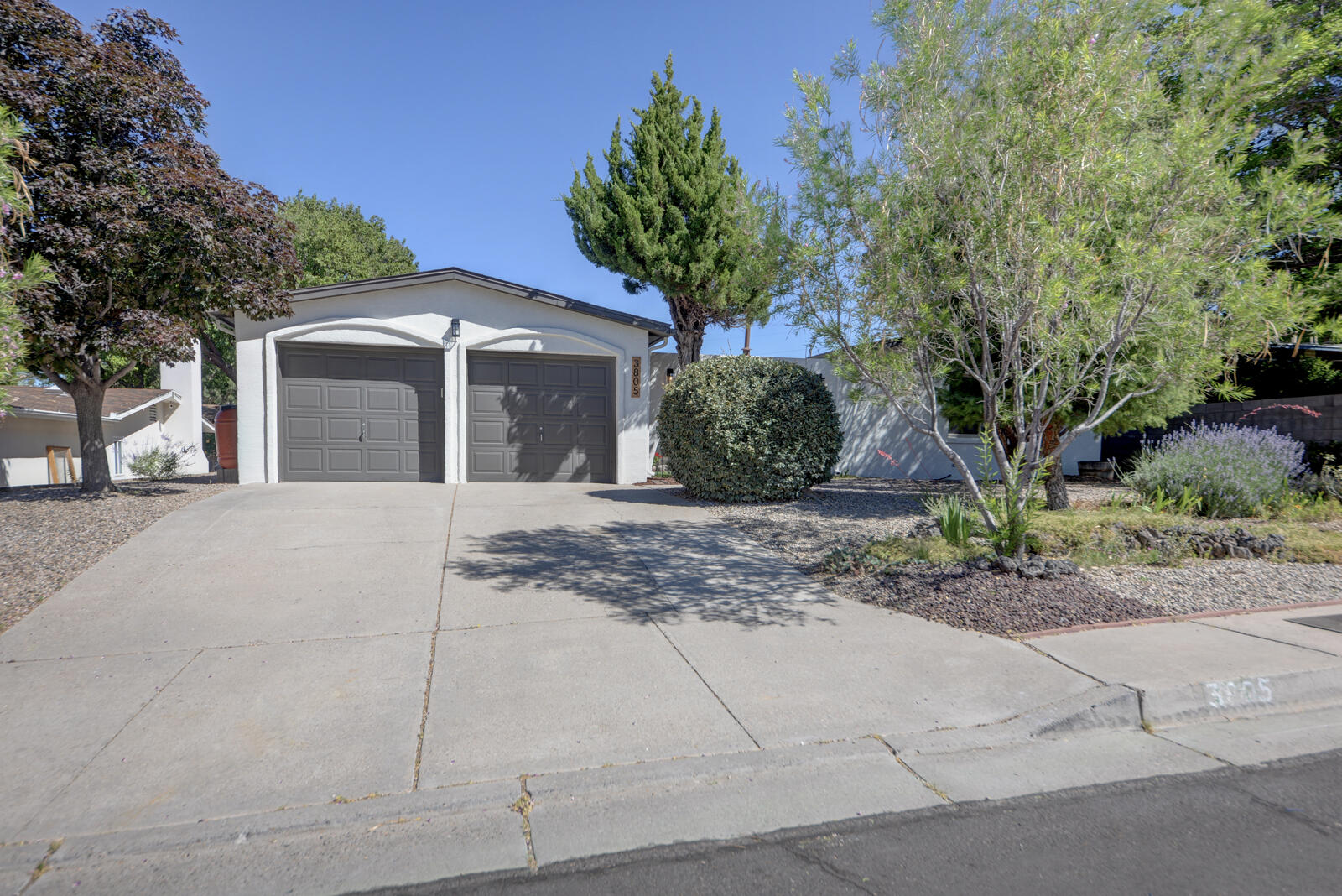 Photo 11 — 3805 Valerie Place NE