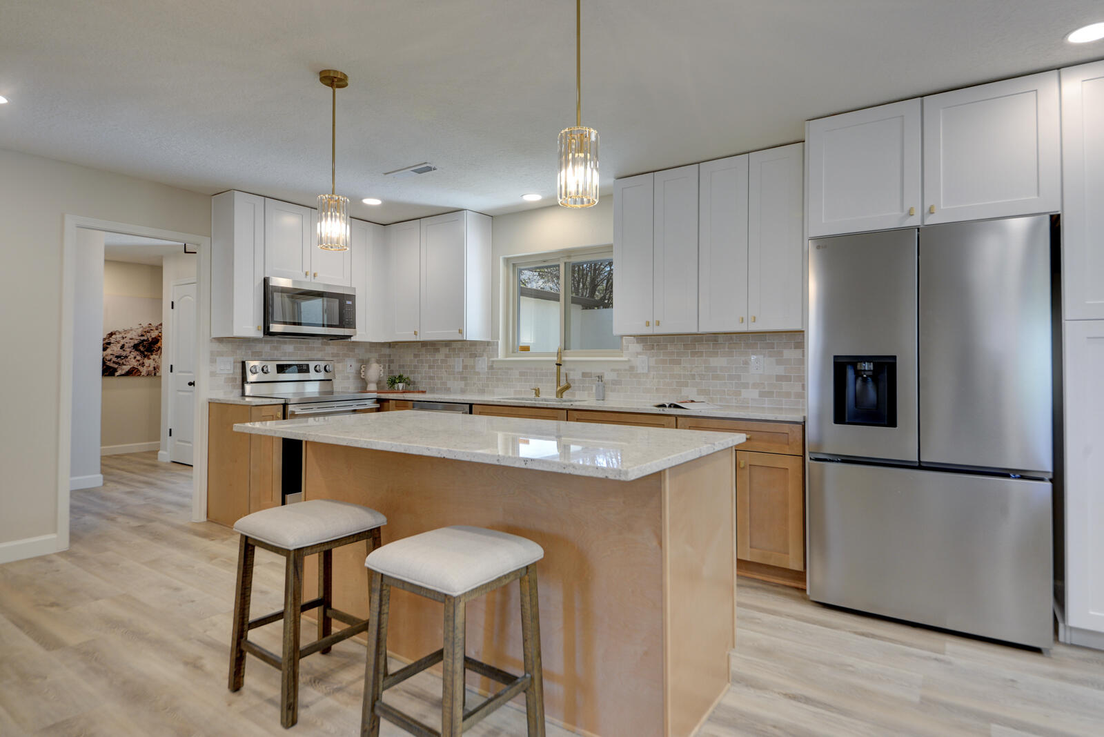 Photo 19 — 3805 Valerie Place NE