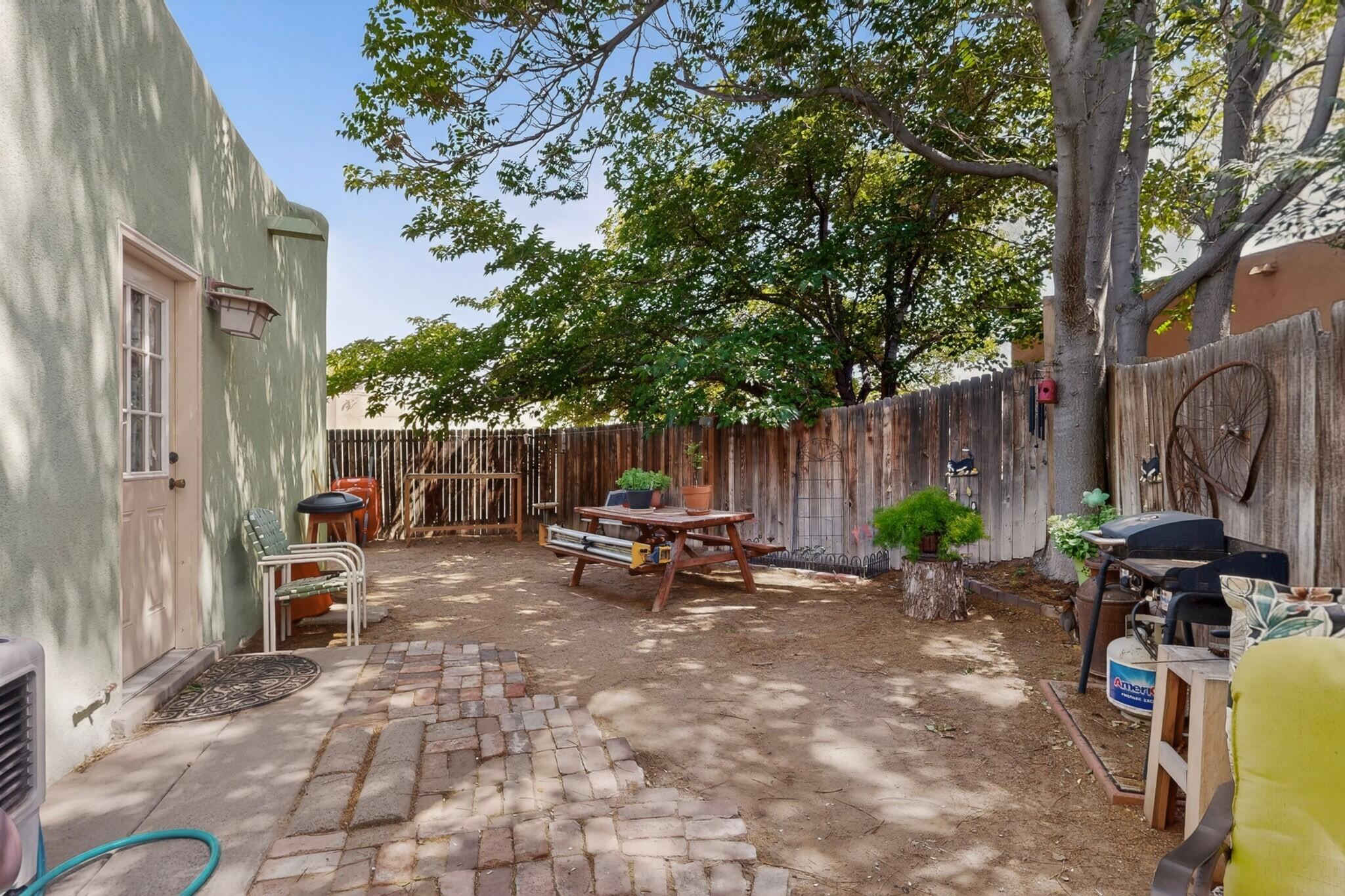 Photo 7 — 1648 Moon Street NE