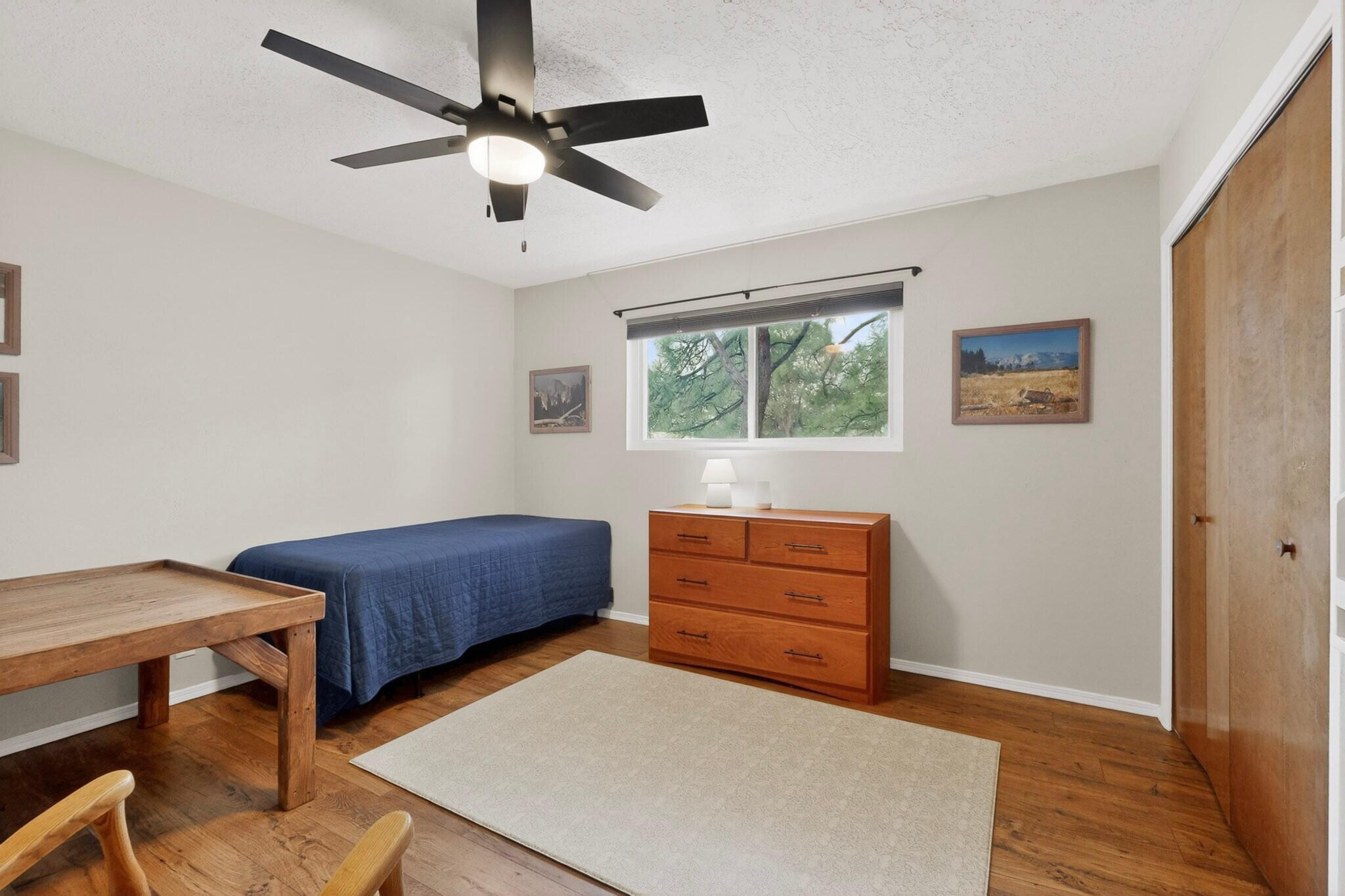 Photo 18 — 4900 Northridge Place NE