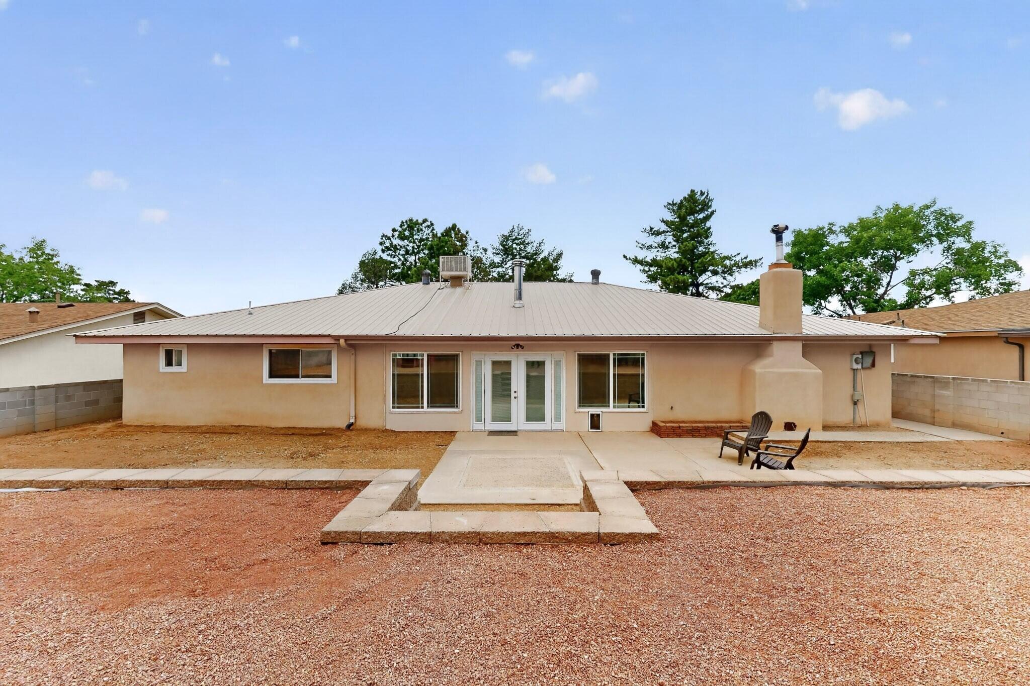 Photo 9 — 4900 Northridge Place NE