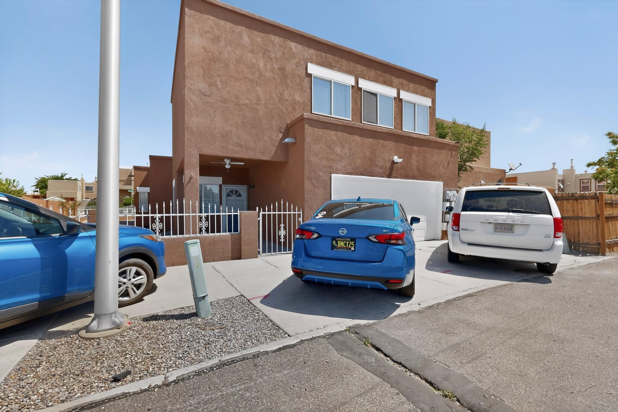 Photo 4 — 7728 Redwood Drive NW