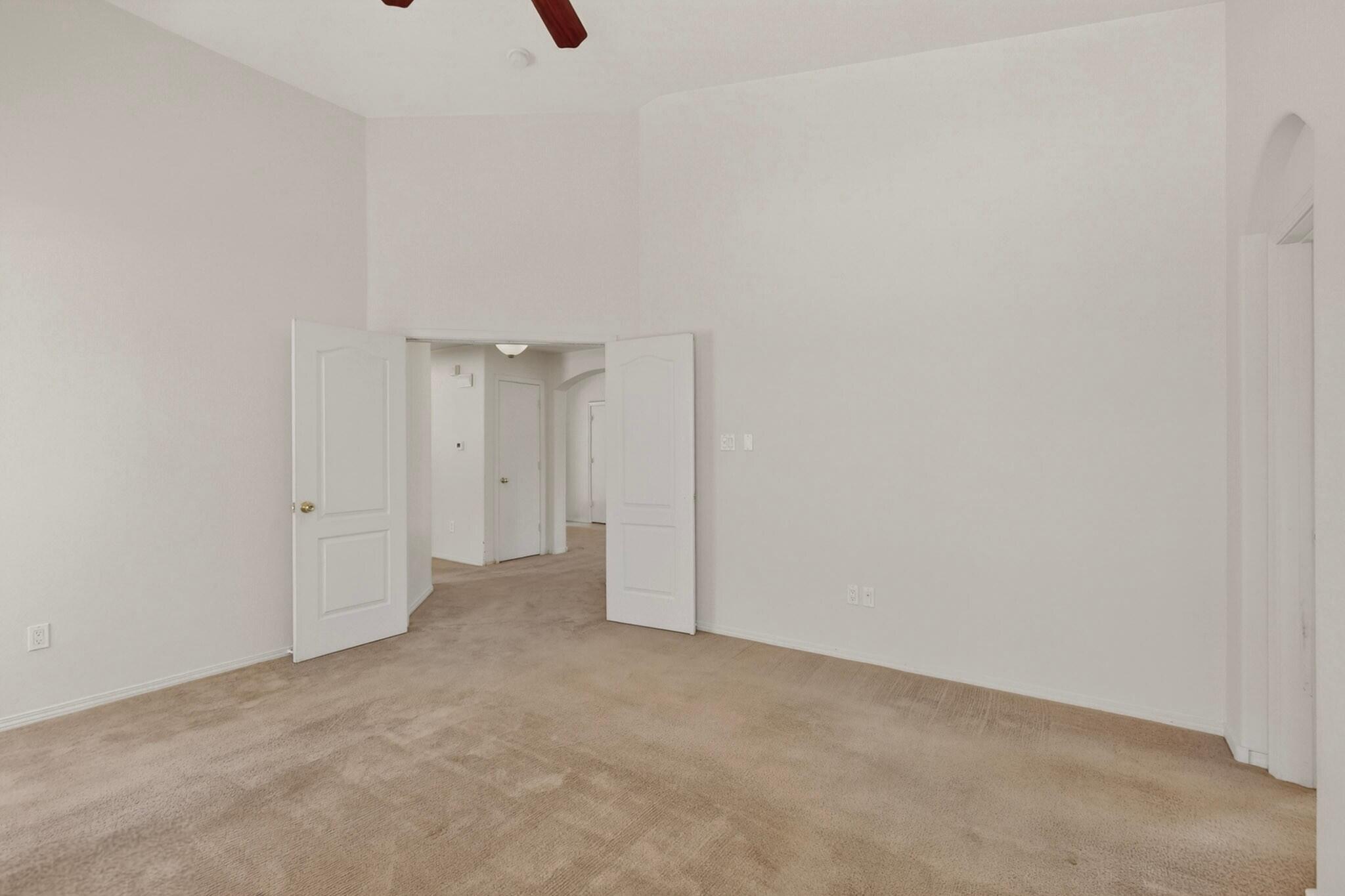 Photo 16 — 900 Copperhead Court NE