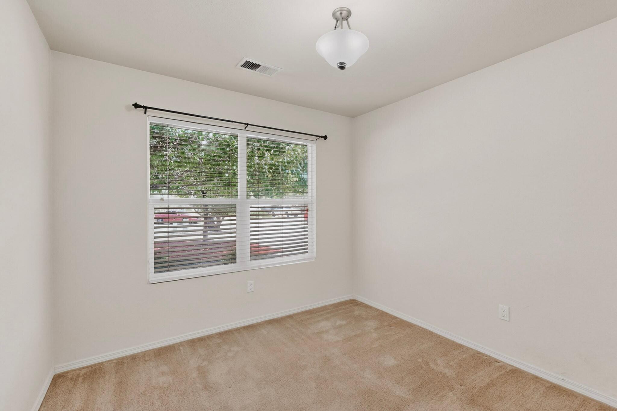 Photo 11 — 900 Copperhead Court NE