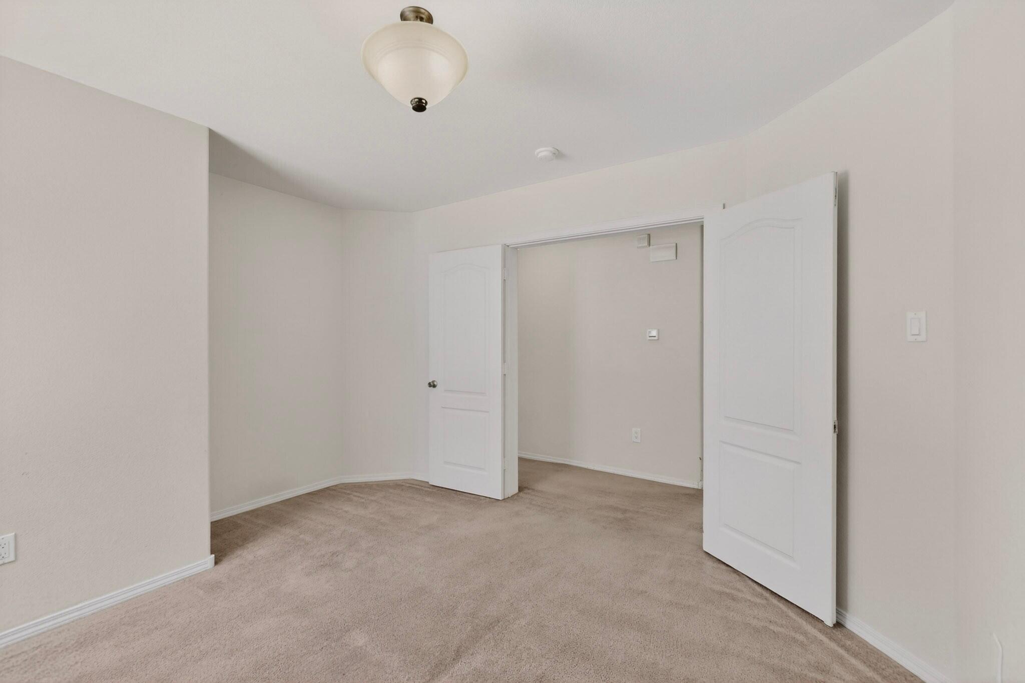 Photo 10 — 900 Copperhead Court NE