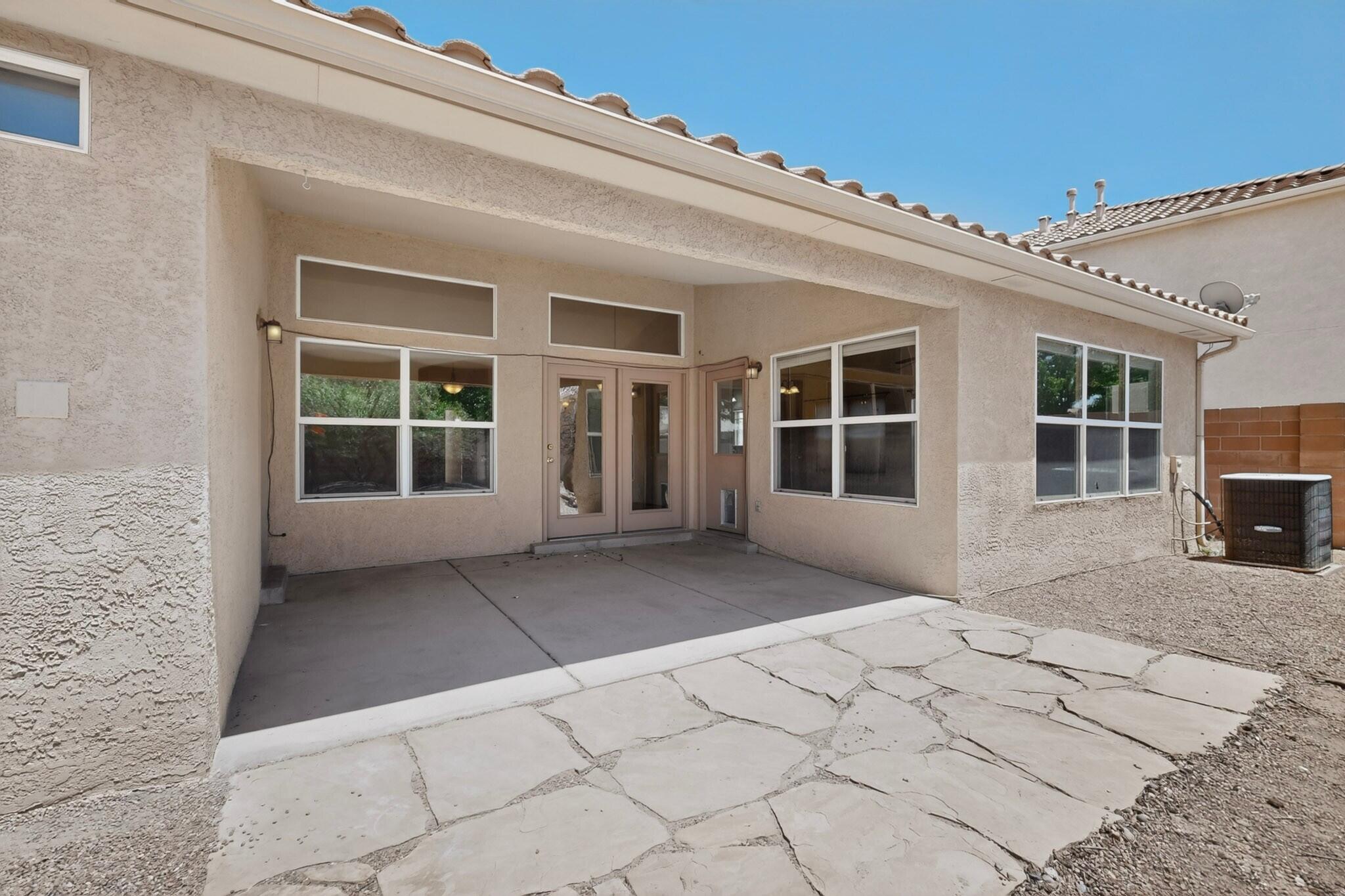 Photo 4 — 900 Copperhead Court NE
