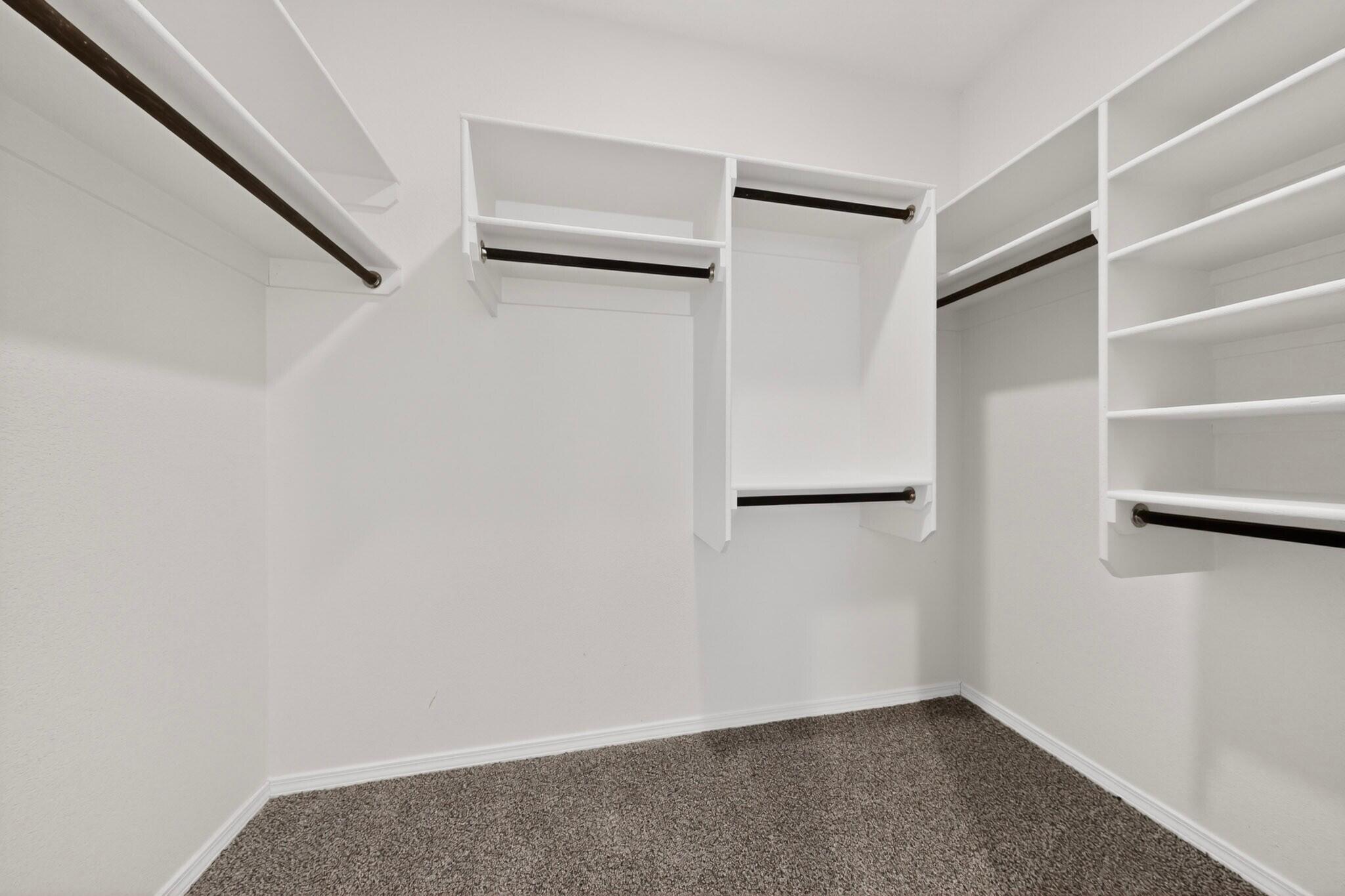 Photo 19 — 4875 Mount Salas Street NE