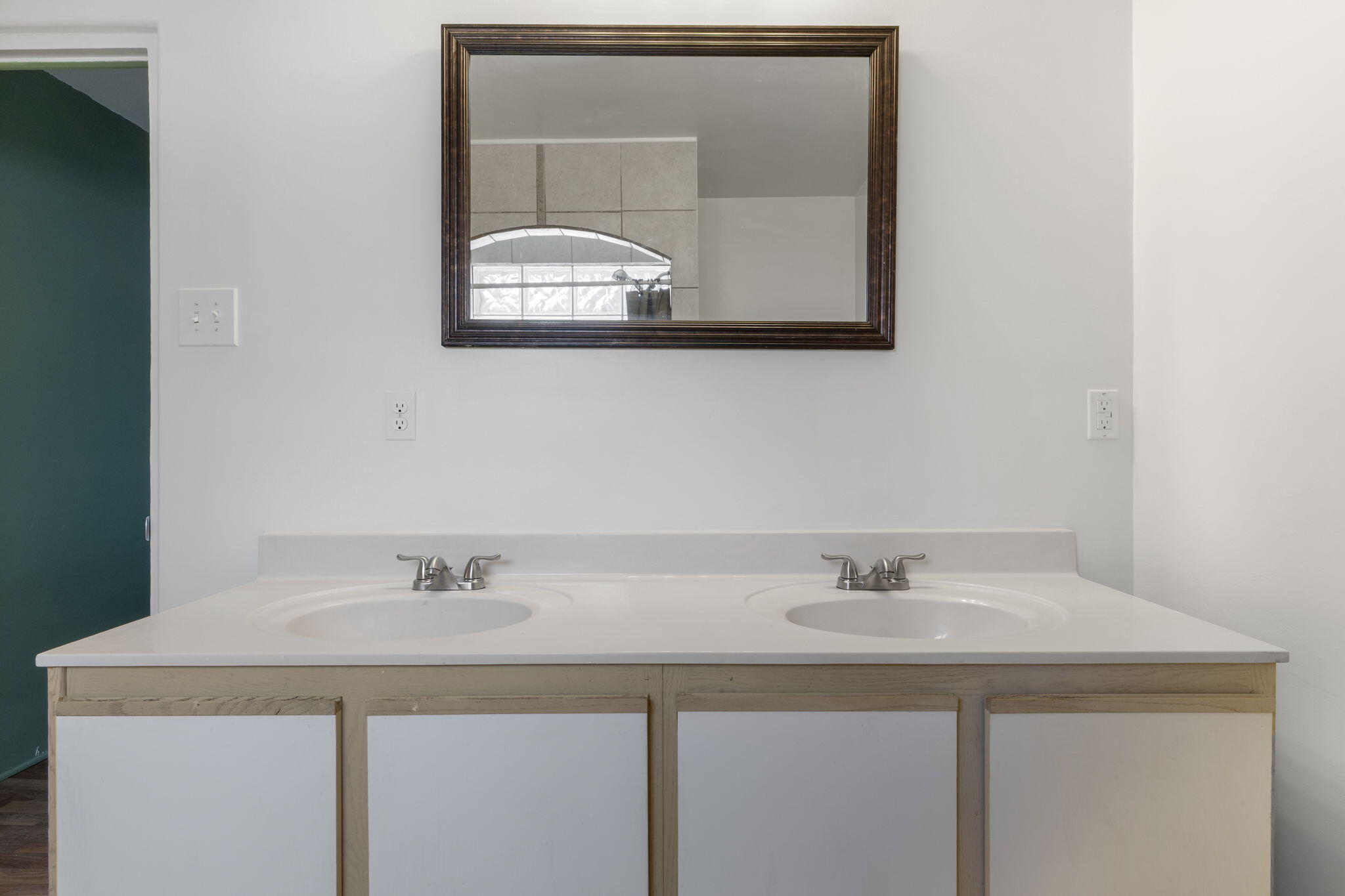 Photo 13 — 1704 Cornell Drive SE
