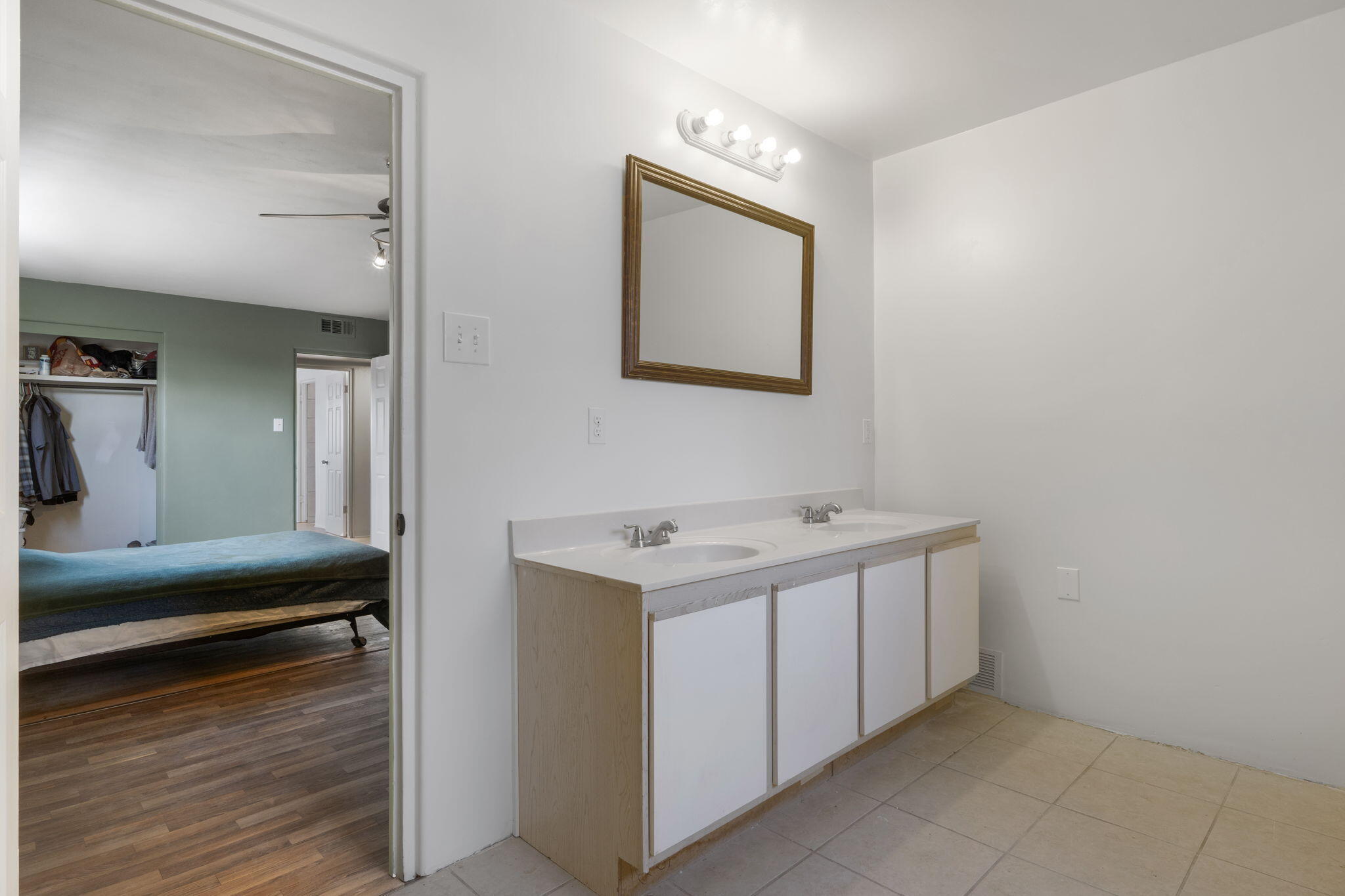 Photo 15 — 1704 Cornell Drive SE