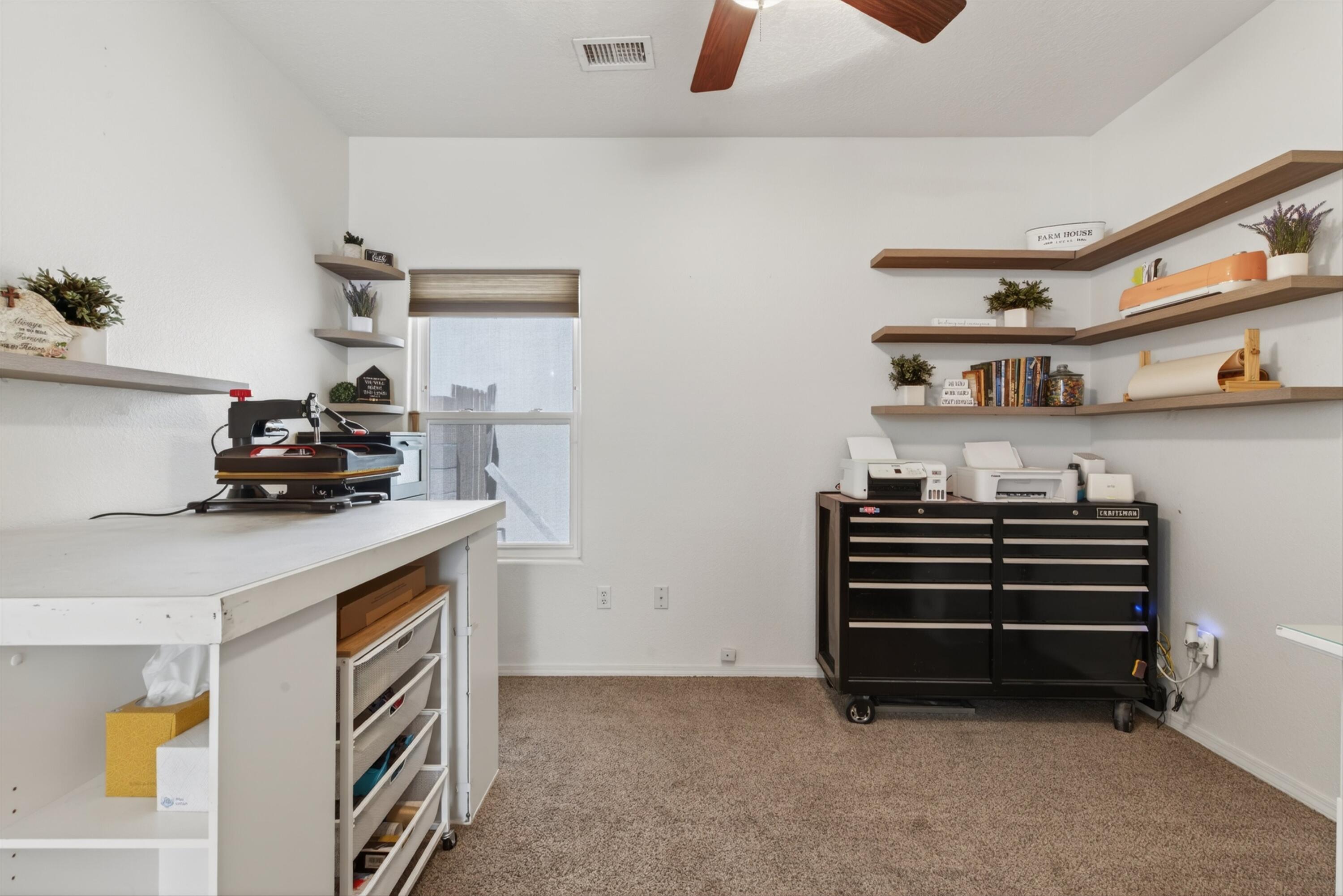 Photo 18 — 952 Waterfall Drive NE