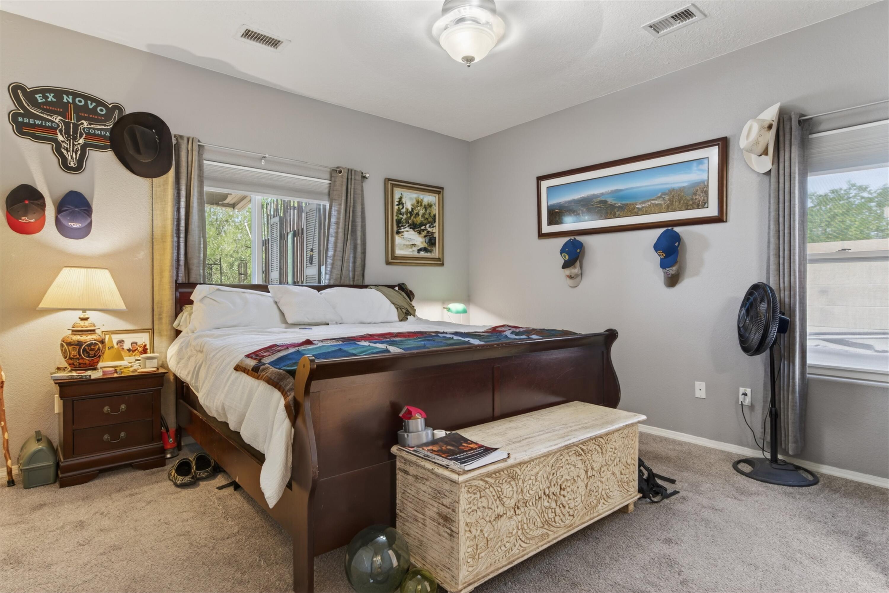 Photo 16 — 952 Waterfall Drive NE