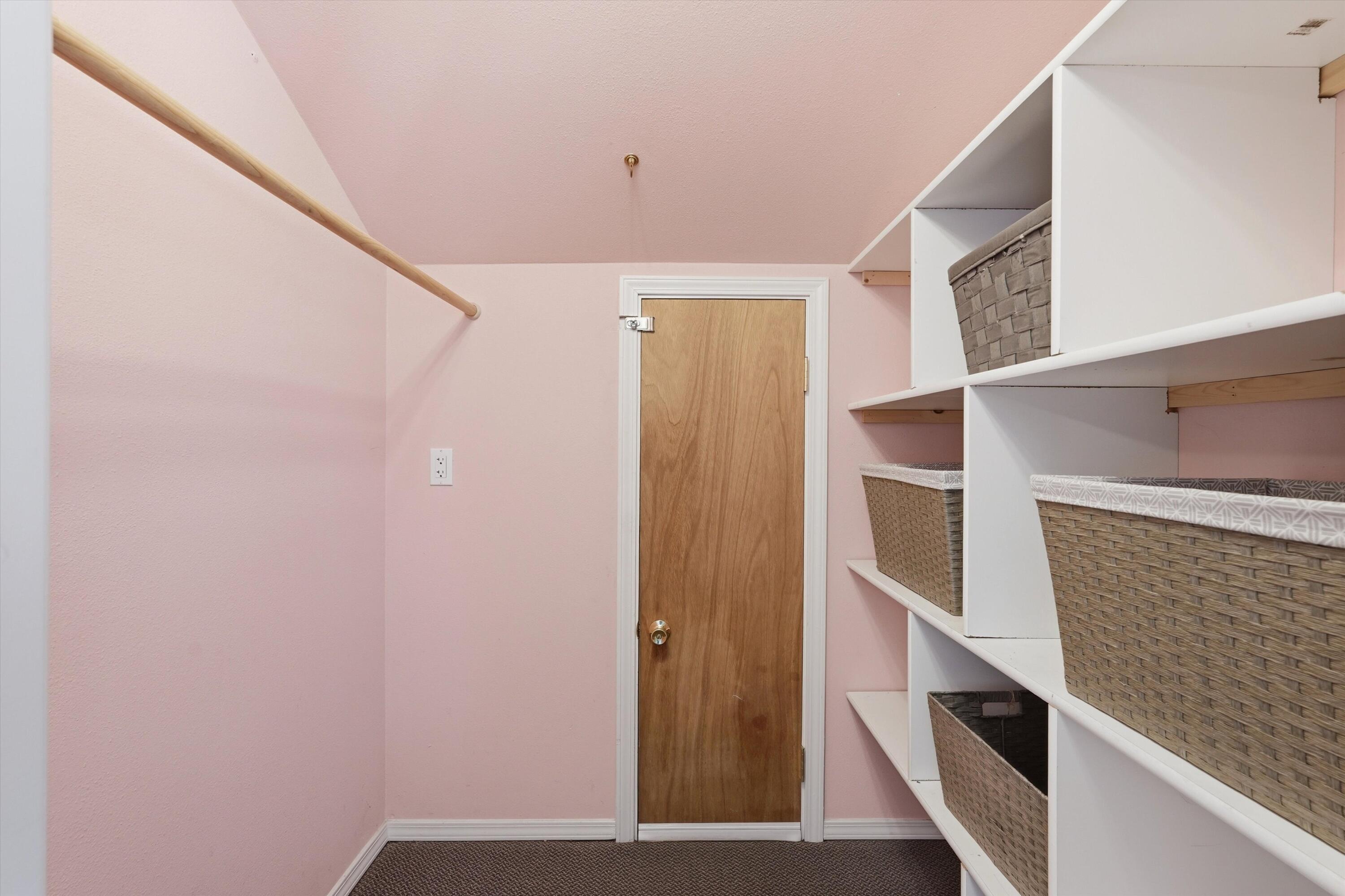 Photo 16 — 2404 Sandler Drive NE