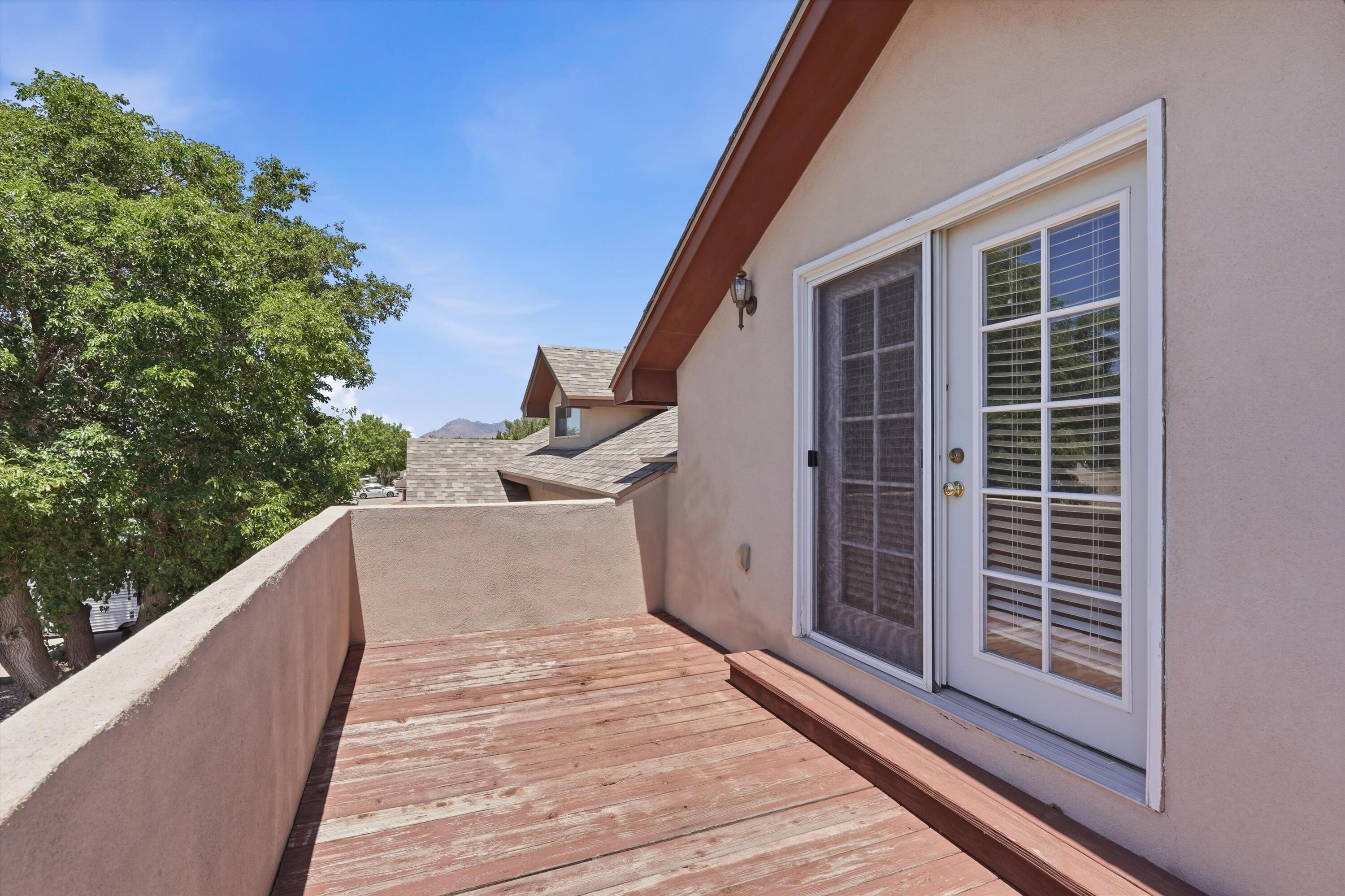Photo 14 — 2404 Sandler Drive NE
