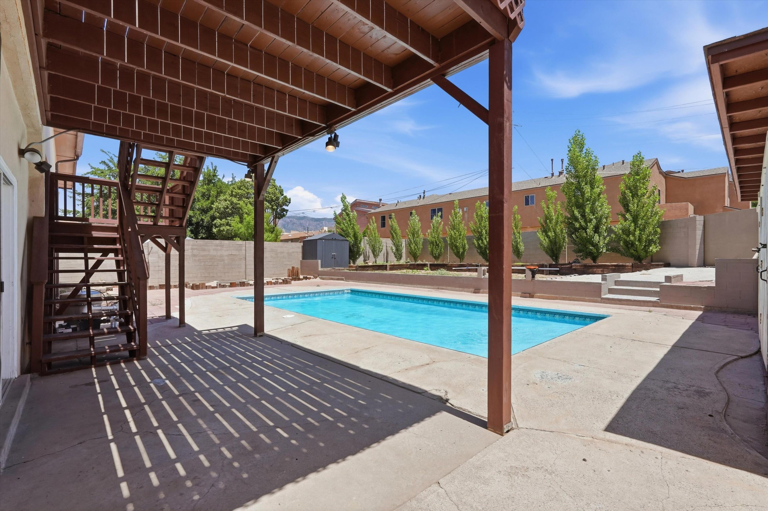 Photo 11 — 2404 Sandler Drive NE