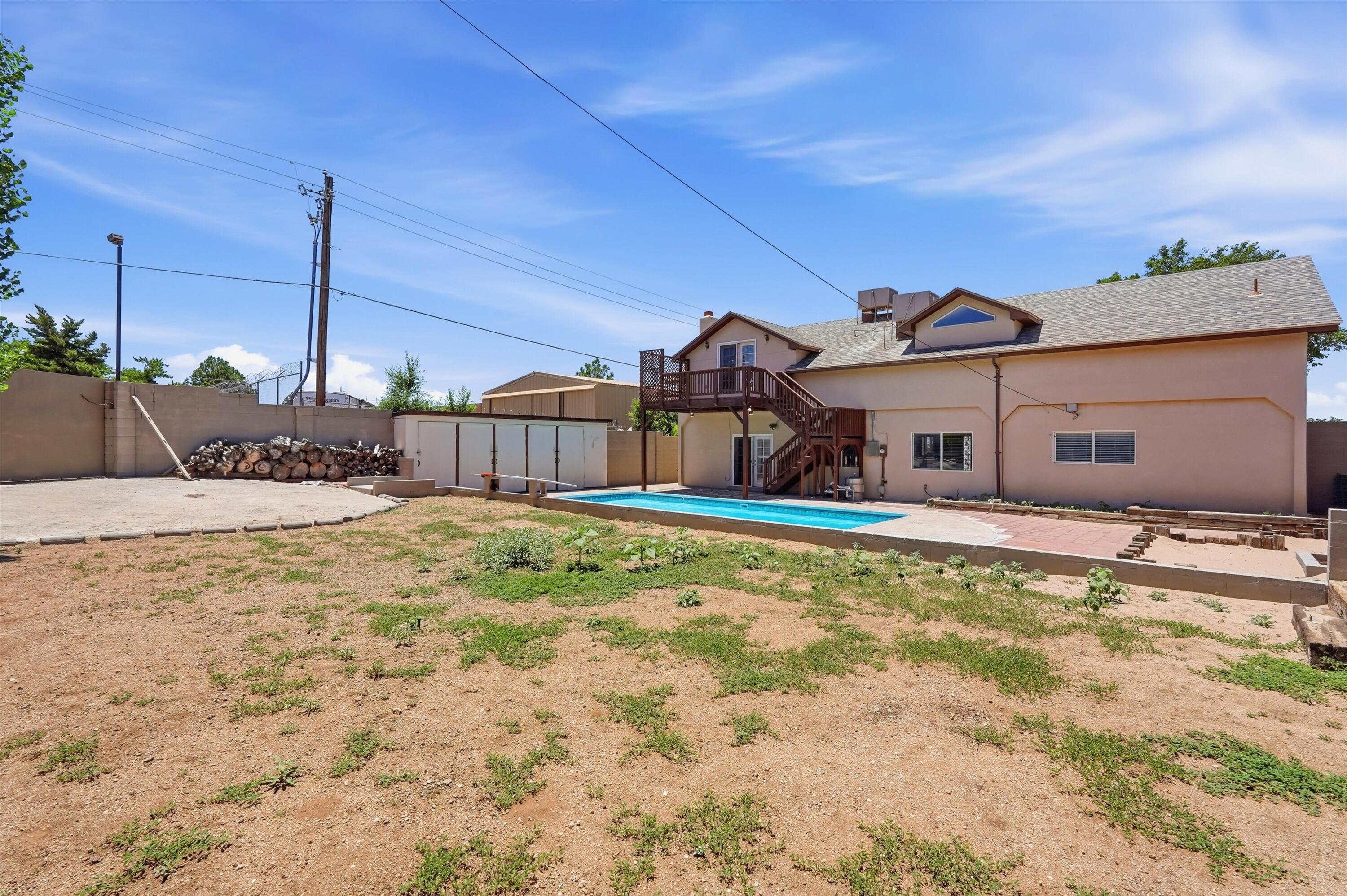 Photo 6 — 2404 Sandler Drive NE