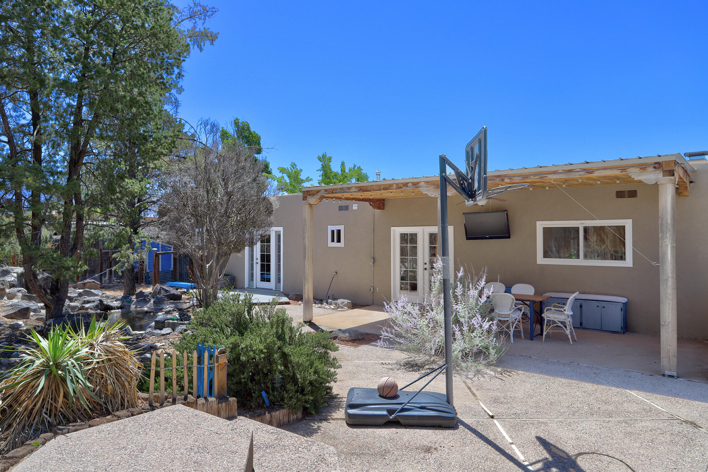 Photo 15 — 911 Palmas Altas Drive SE
